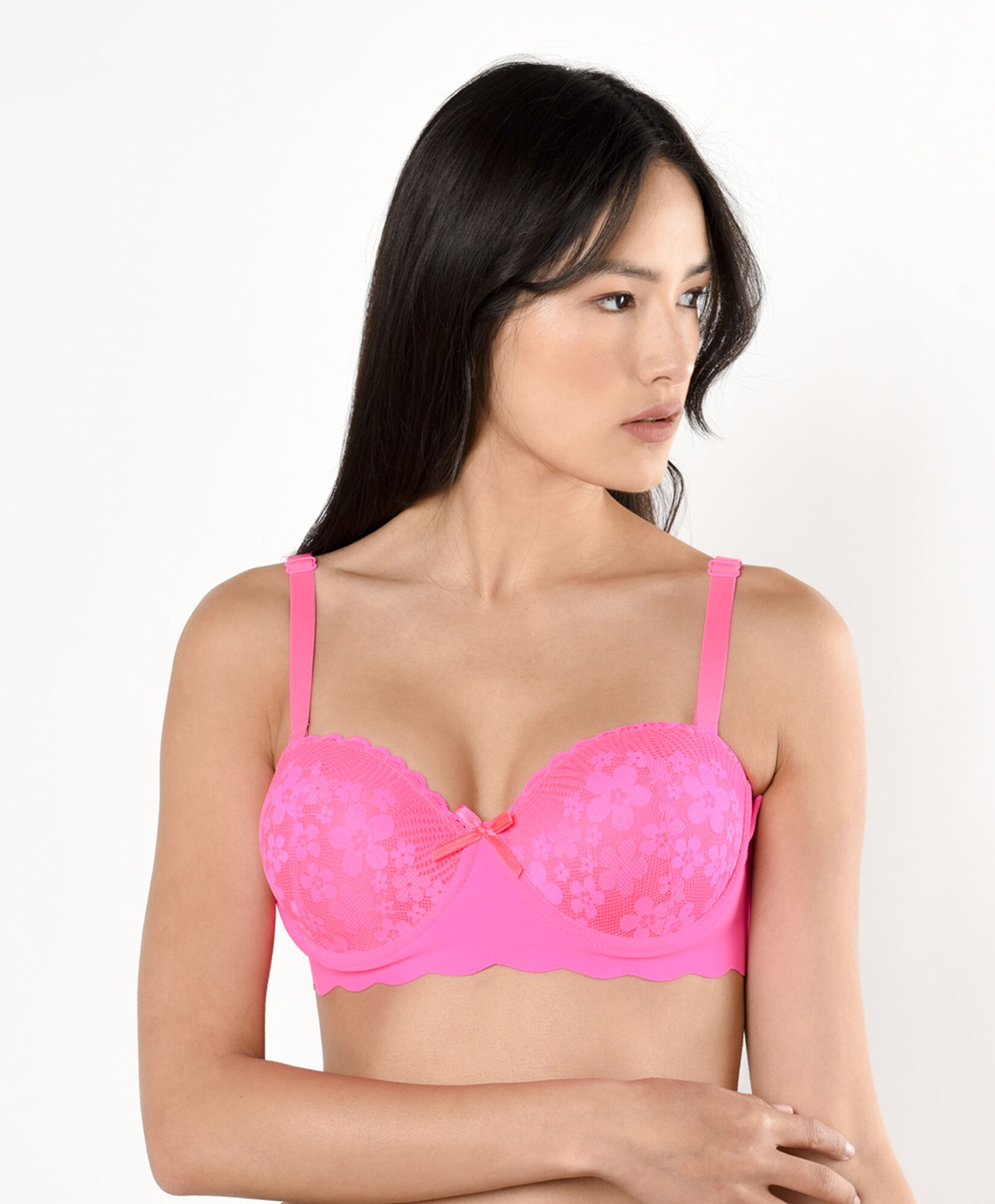 Sostén mujer encajes cinta seamless Sostén mujer encajes cinta seamless