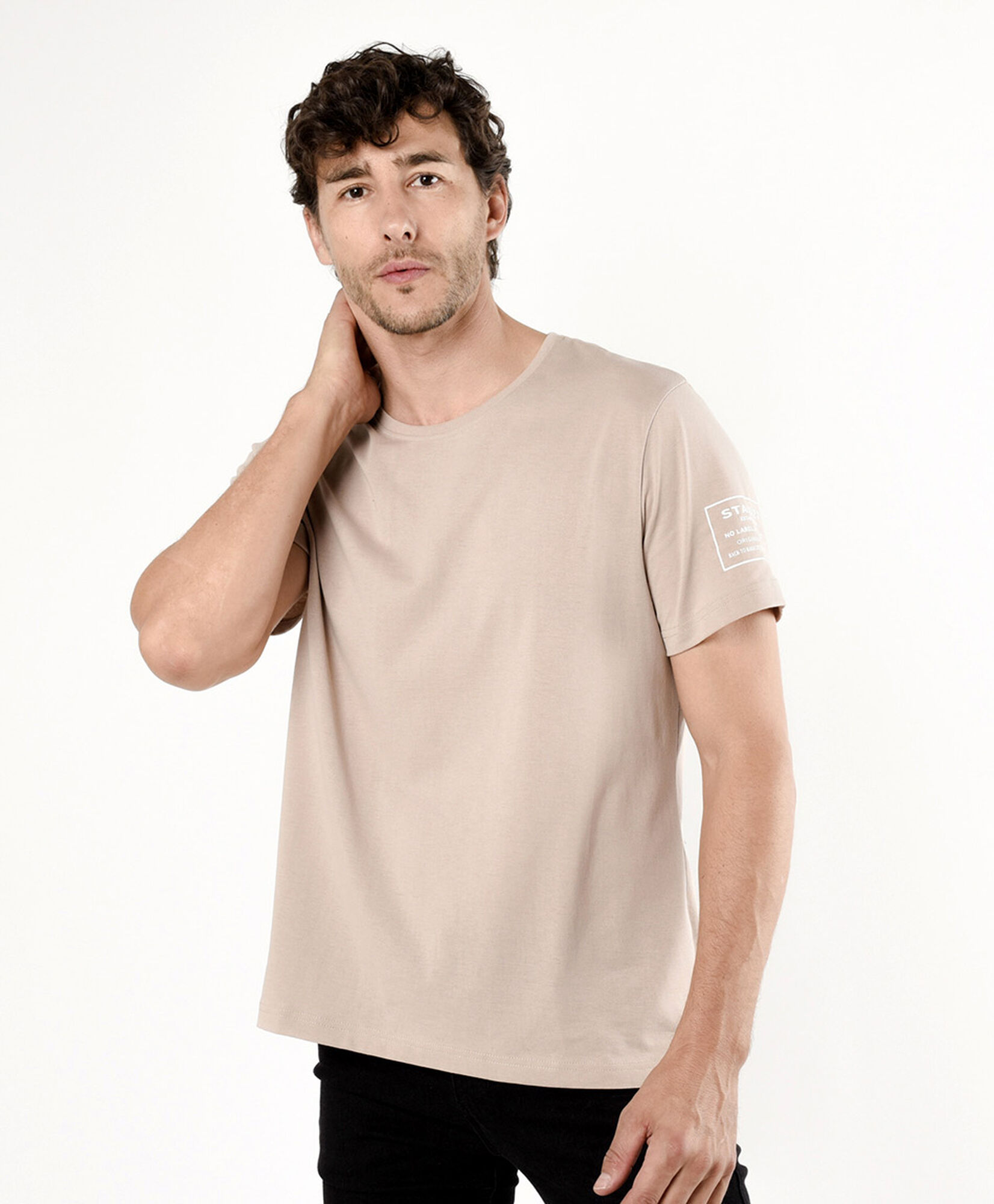 Polera hombre lisa manga estampada Polera hombre lisa manga estampada