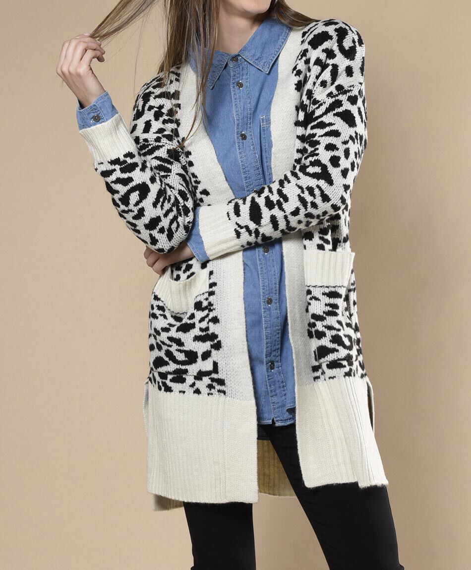 C&aacute;rdigan jacquard oversize cuello en v