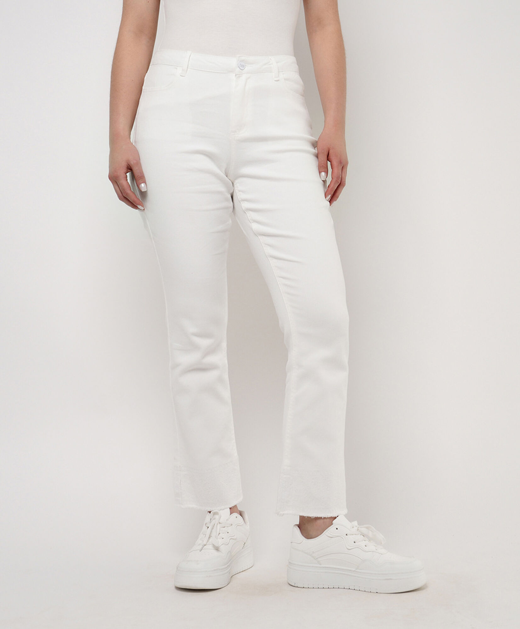 Jeans mujer bordado basta Jeans mujer bordado basta