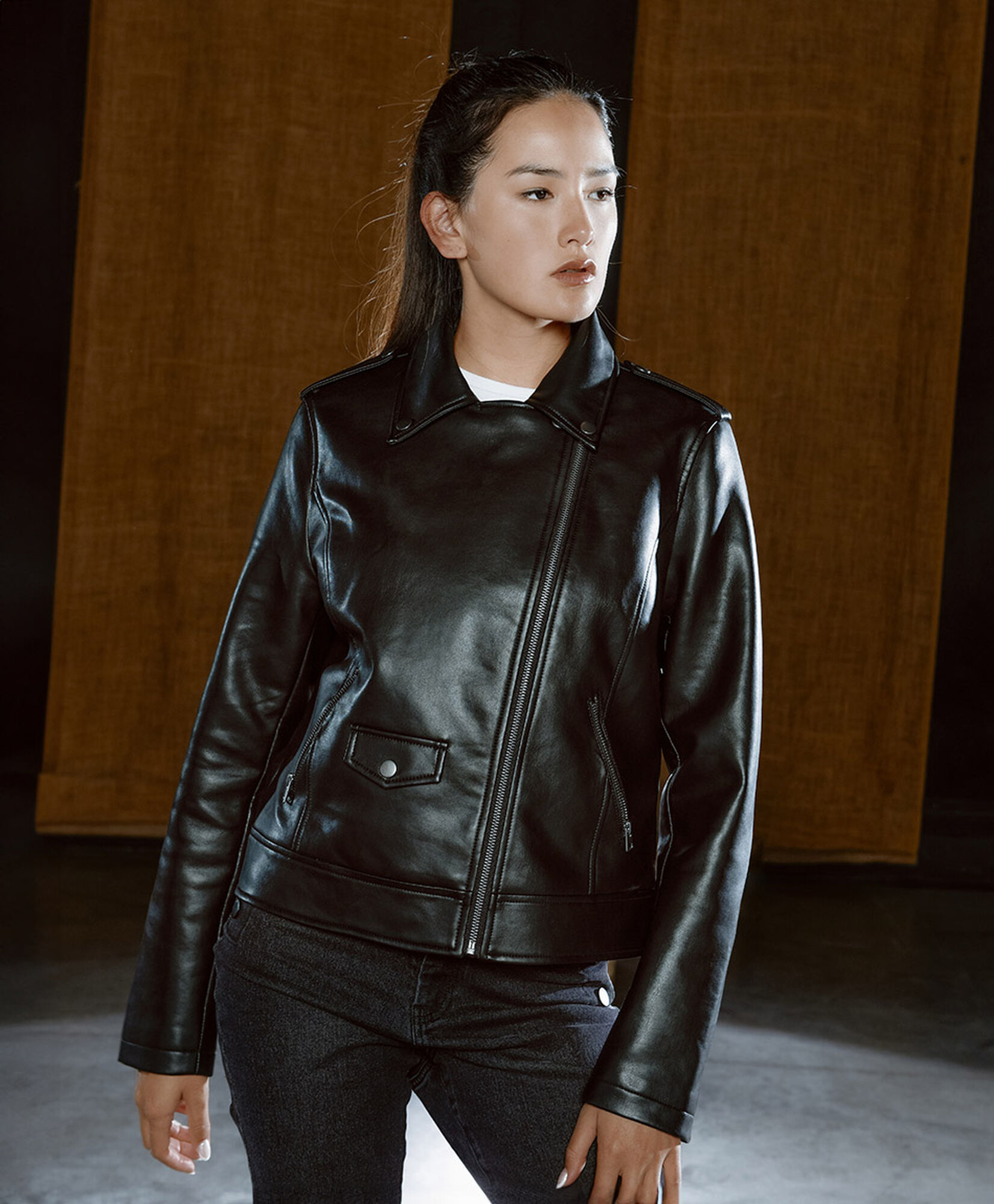Chaqueta mujer biker cruzada Chaqueta mujer biker cruzada