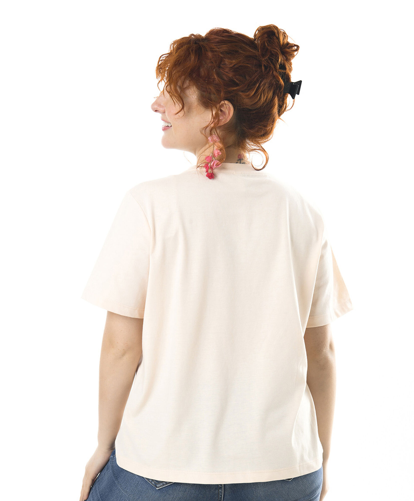 Polera mujer florcitas en texto Polera mujer florcitas en texto