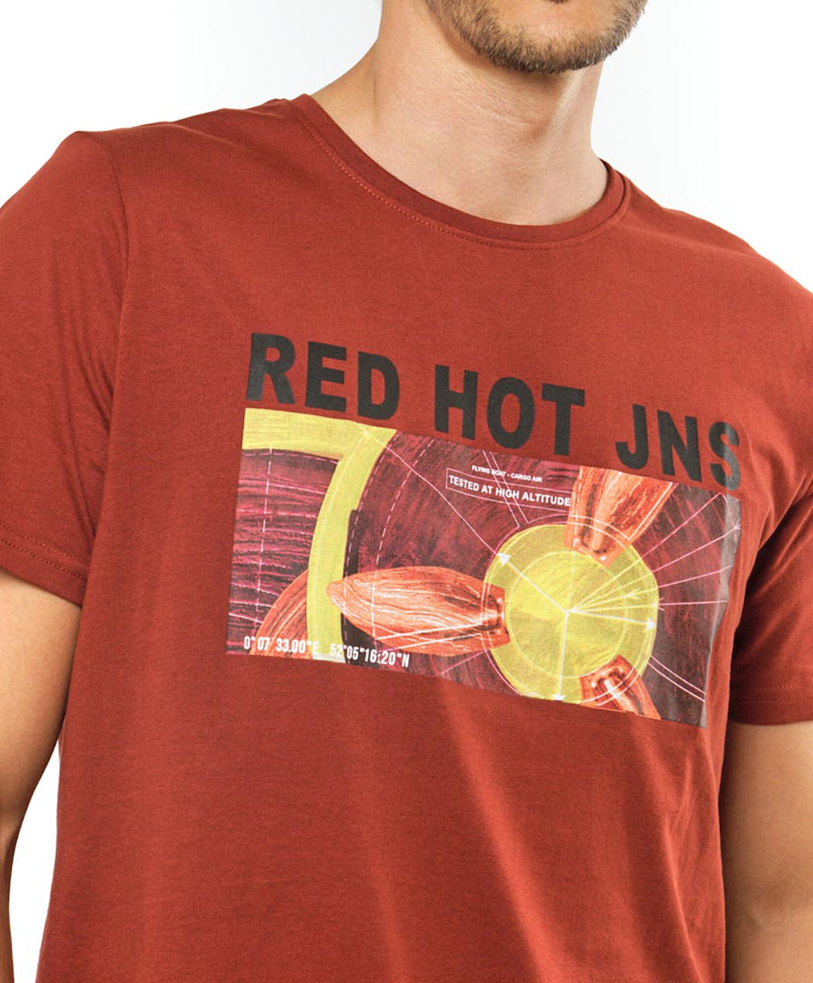 Polera hombre estampado frontal Polera hombre estampado frontal