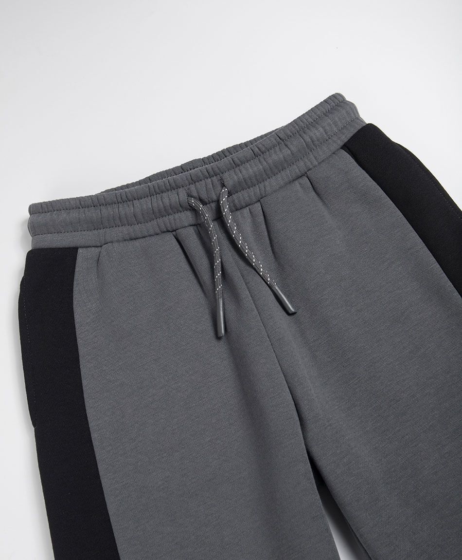Pantal&oacute;n buzo ni&ntilde;o tricolor