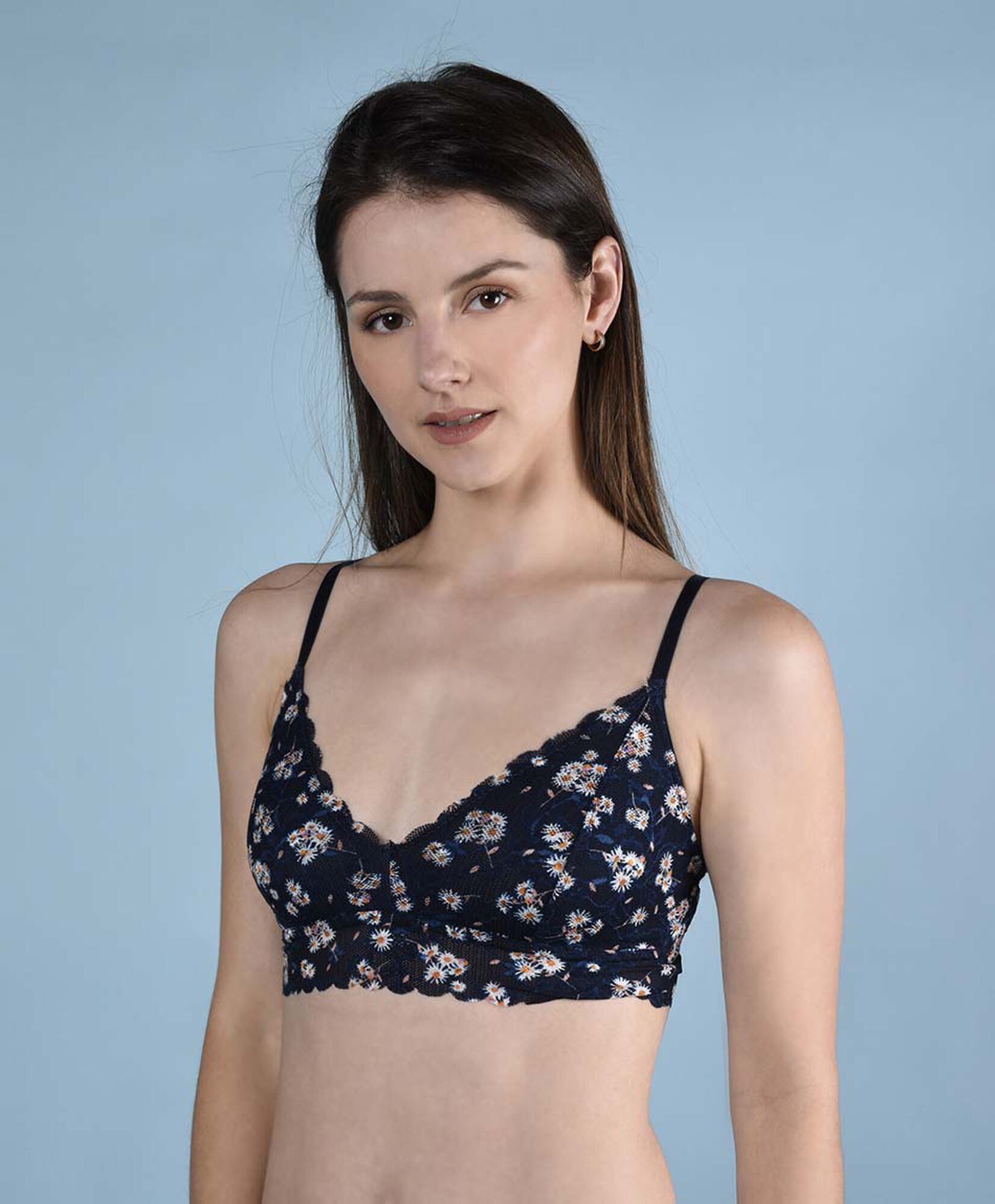 Bralette escote en v 1 pieza Bralette escote en v 1 pieza