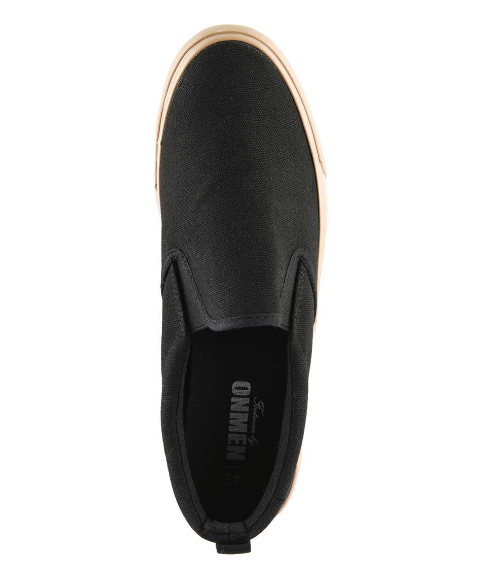 Zapatilla casual slip on