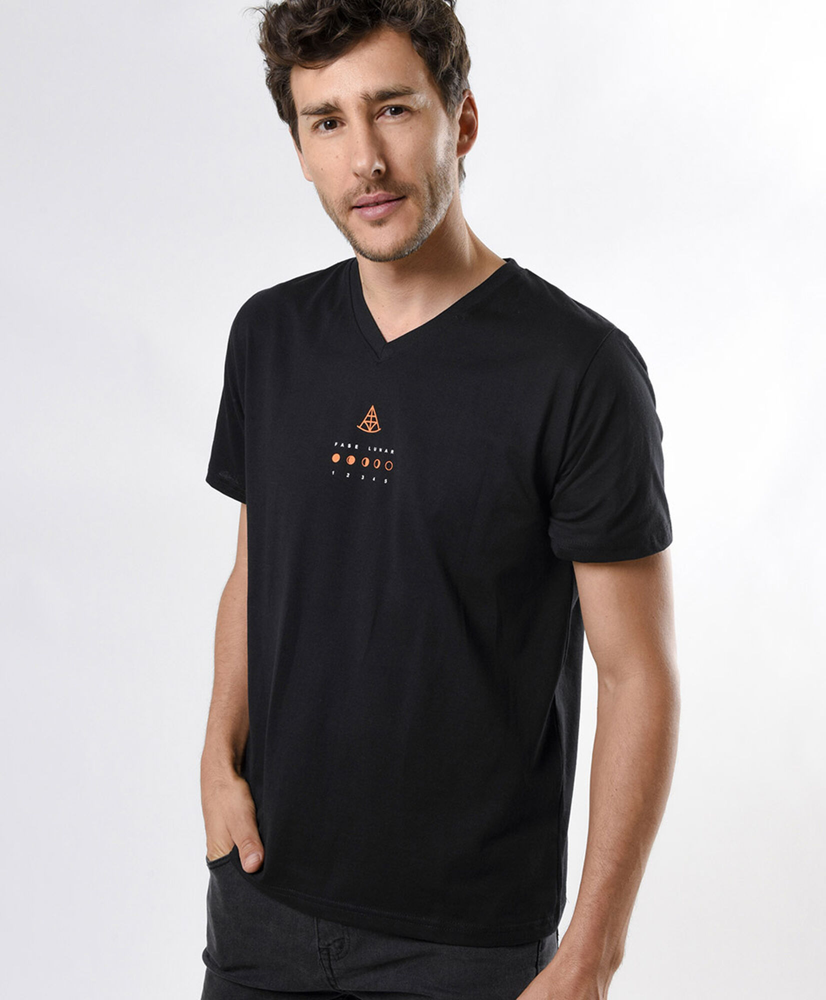 Polera hombre doble estampado fase lunar Polera hombre doble estampado fase lunar