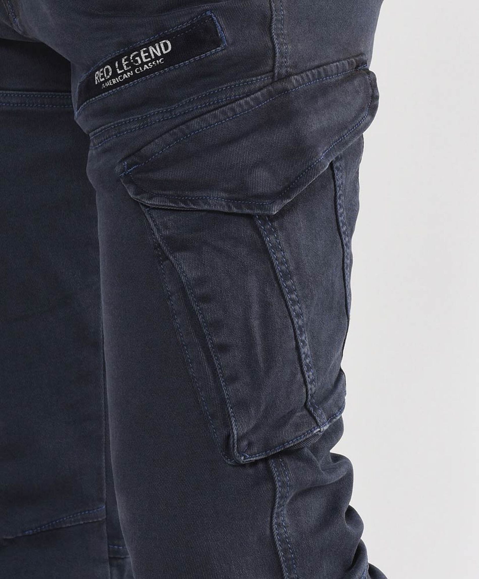 Jeans hombre cargo costuras slim fit Jeans hombre cargo costuras slim fit