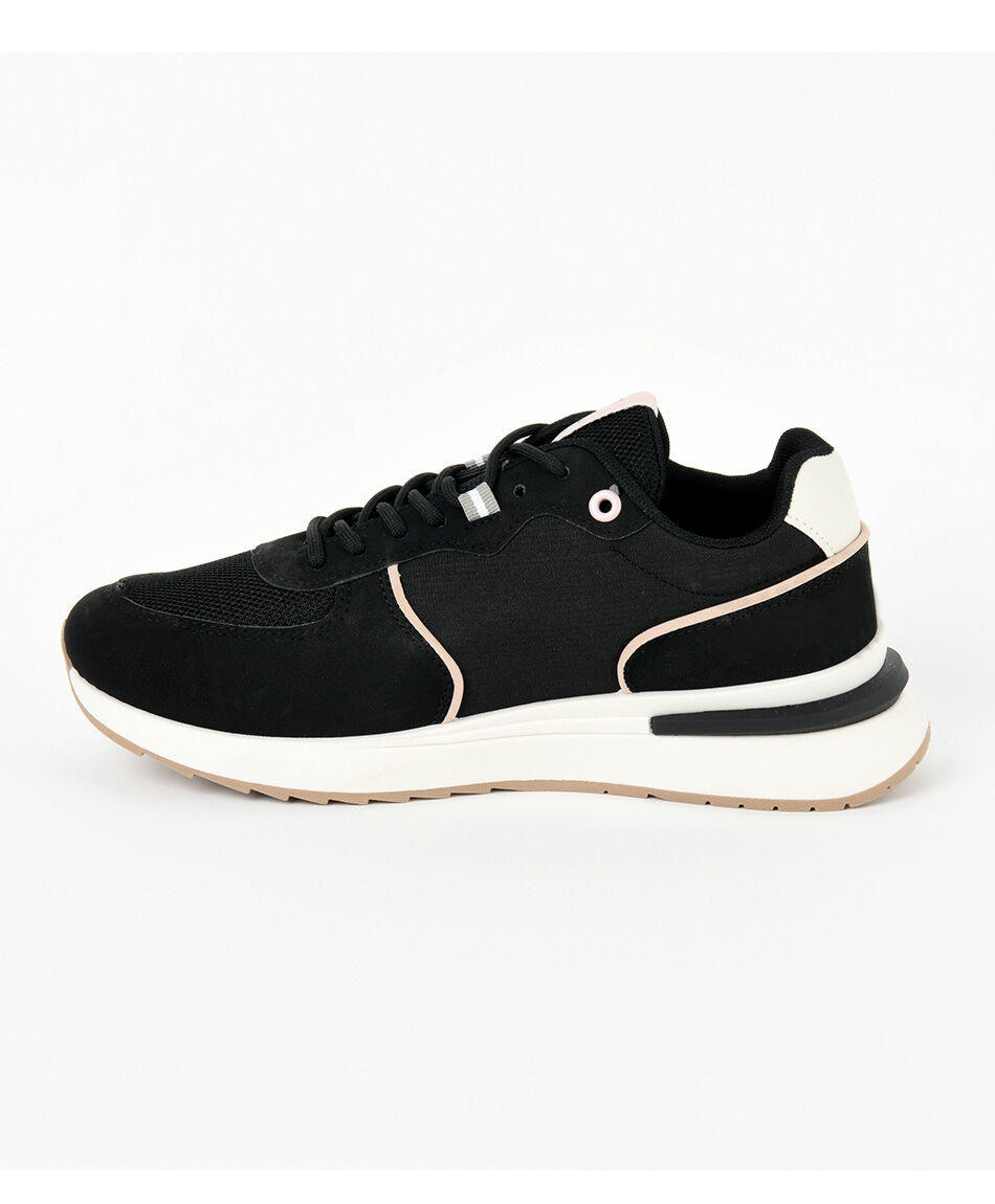Zapatilla mujer l&iacute;neas