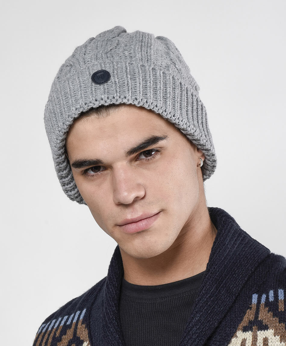 Gorro hombre tejido trenzado