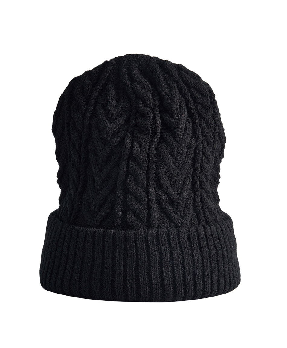 Gorro hombre tejido de trenzas
