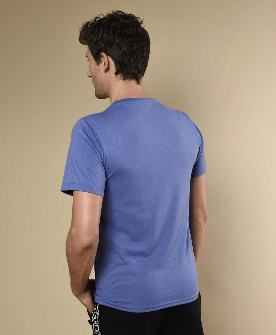 Polera deportiva manga corta cuello redondo