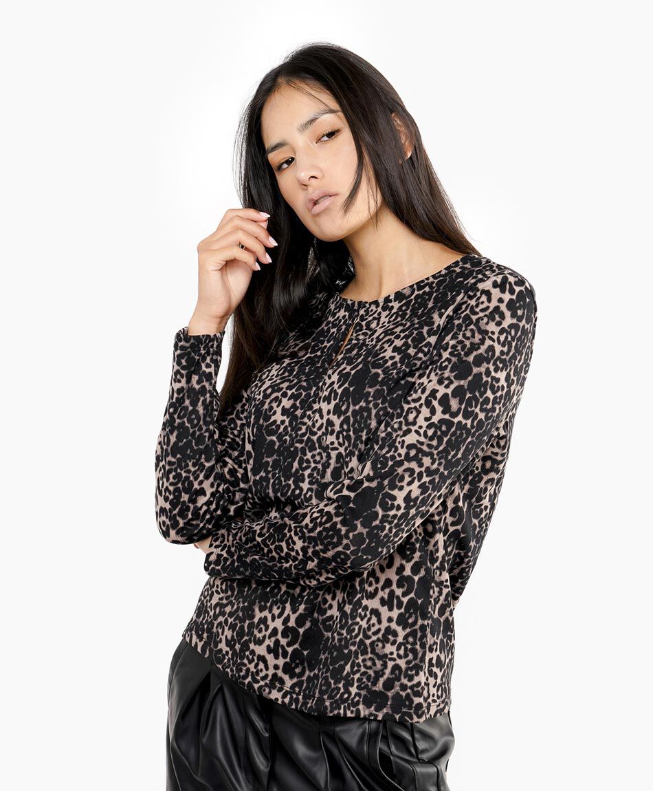 Polera mujer black animal print
