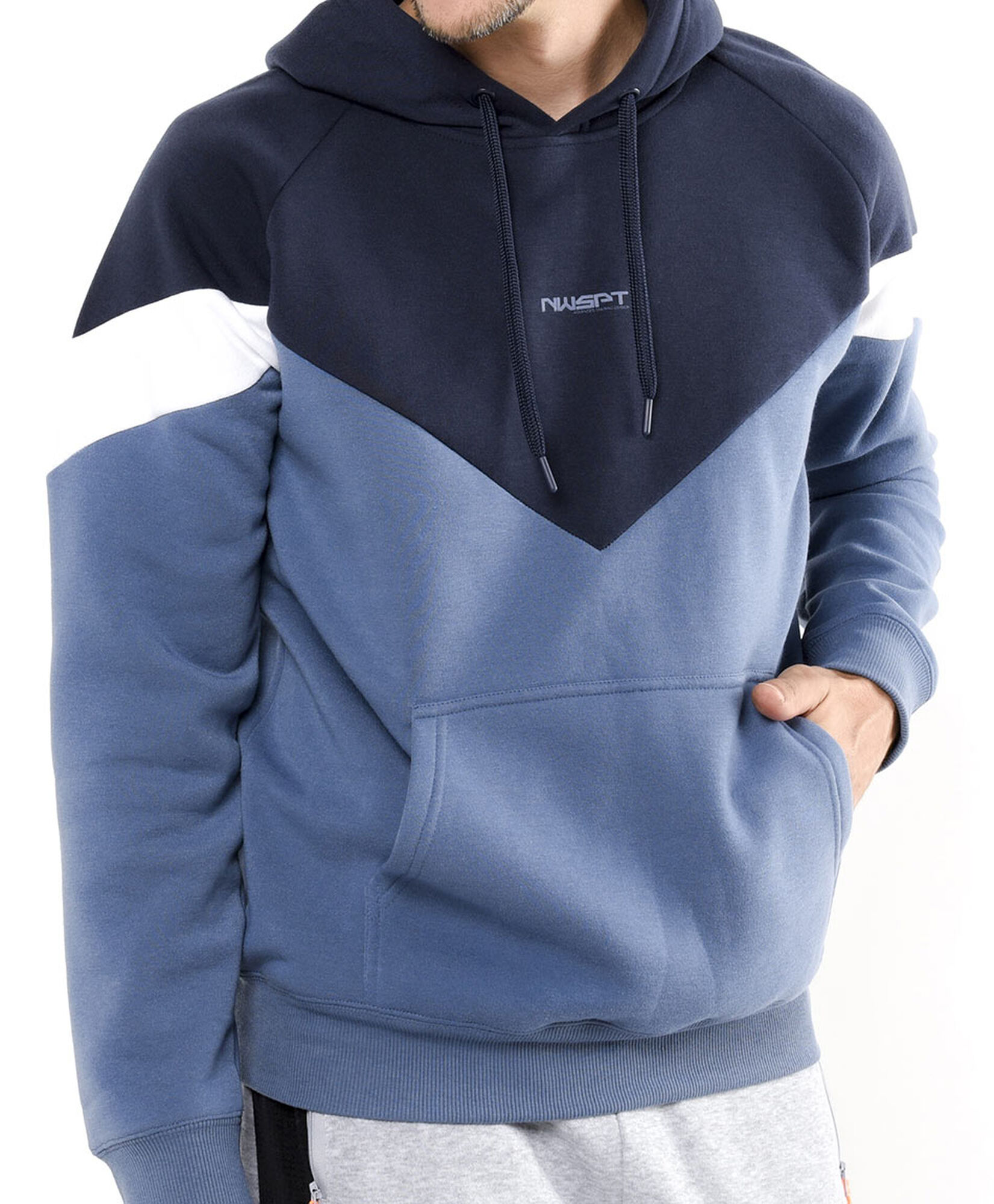 Polerón deportivo hombre línea azul Polerón deportivo hombre línea azul