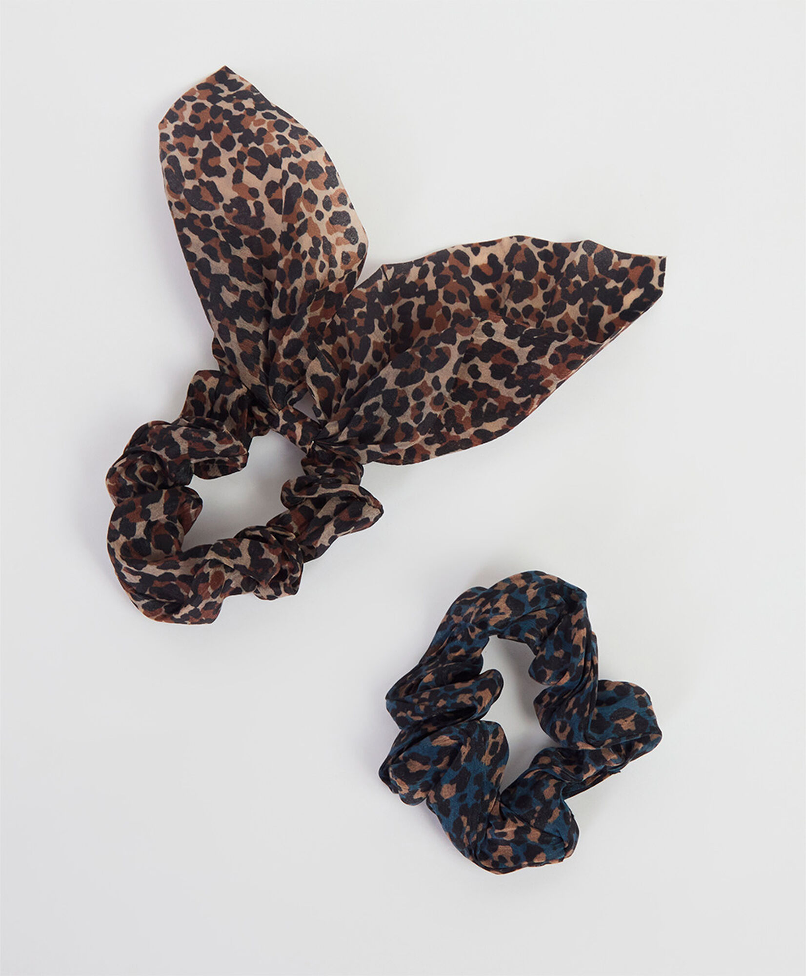 Set 2 scrunchie mujer animal print Set 2 scrunchie mujer animal print