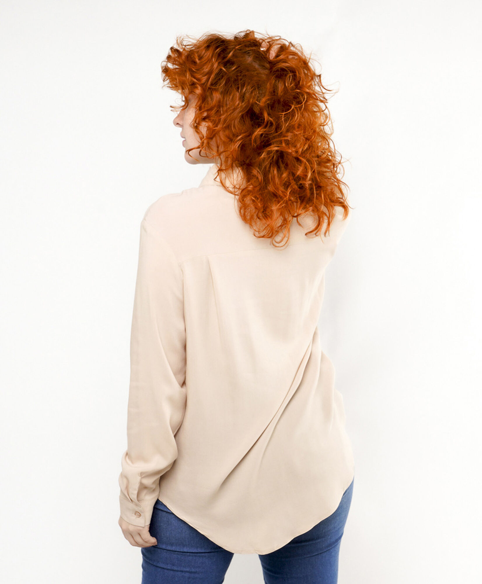 Blusa mujer clásica beige Blusa mujer clásica beige