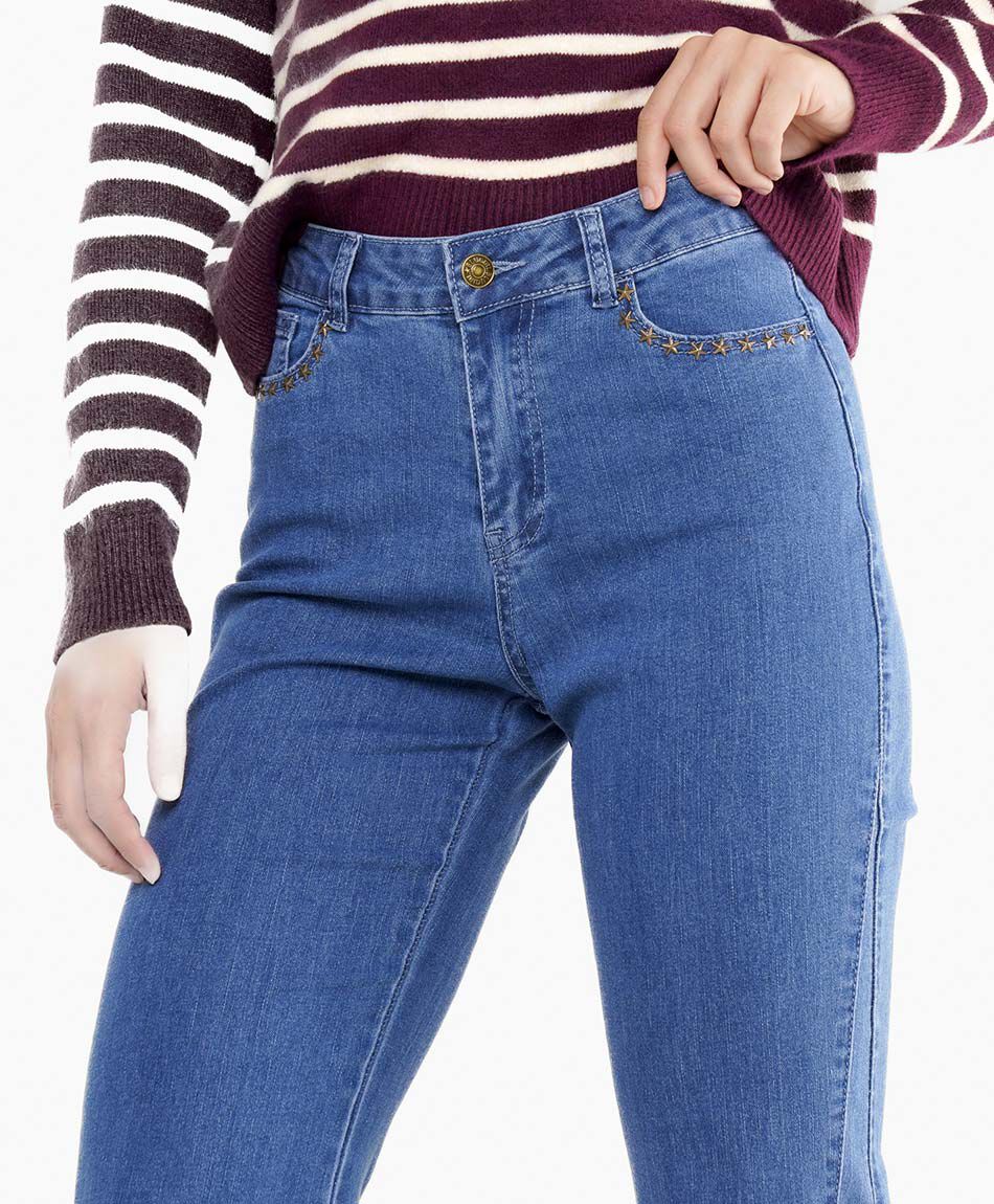 Jeans mujer flare tiro alto estructurado