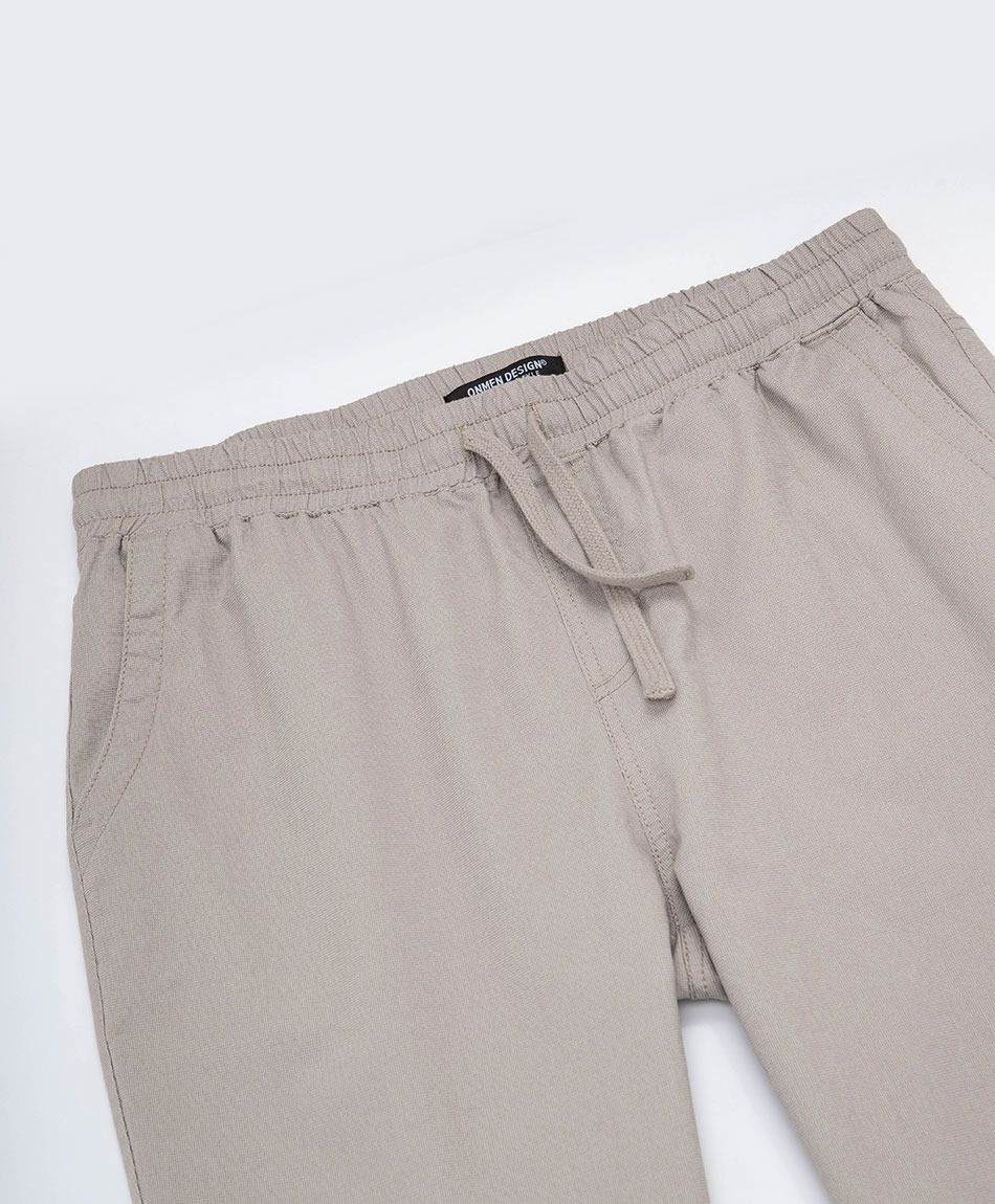 Pantal&oacute;n hombre liviano beige