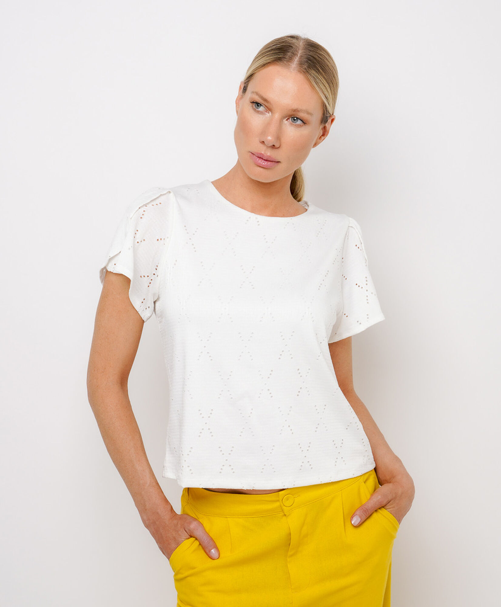 Polera mujer diseño calado Polera mujer diseño calado