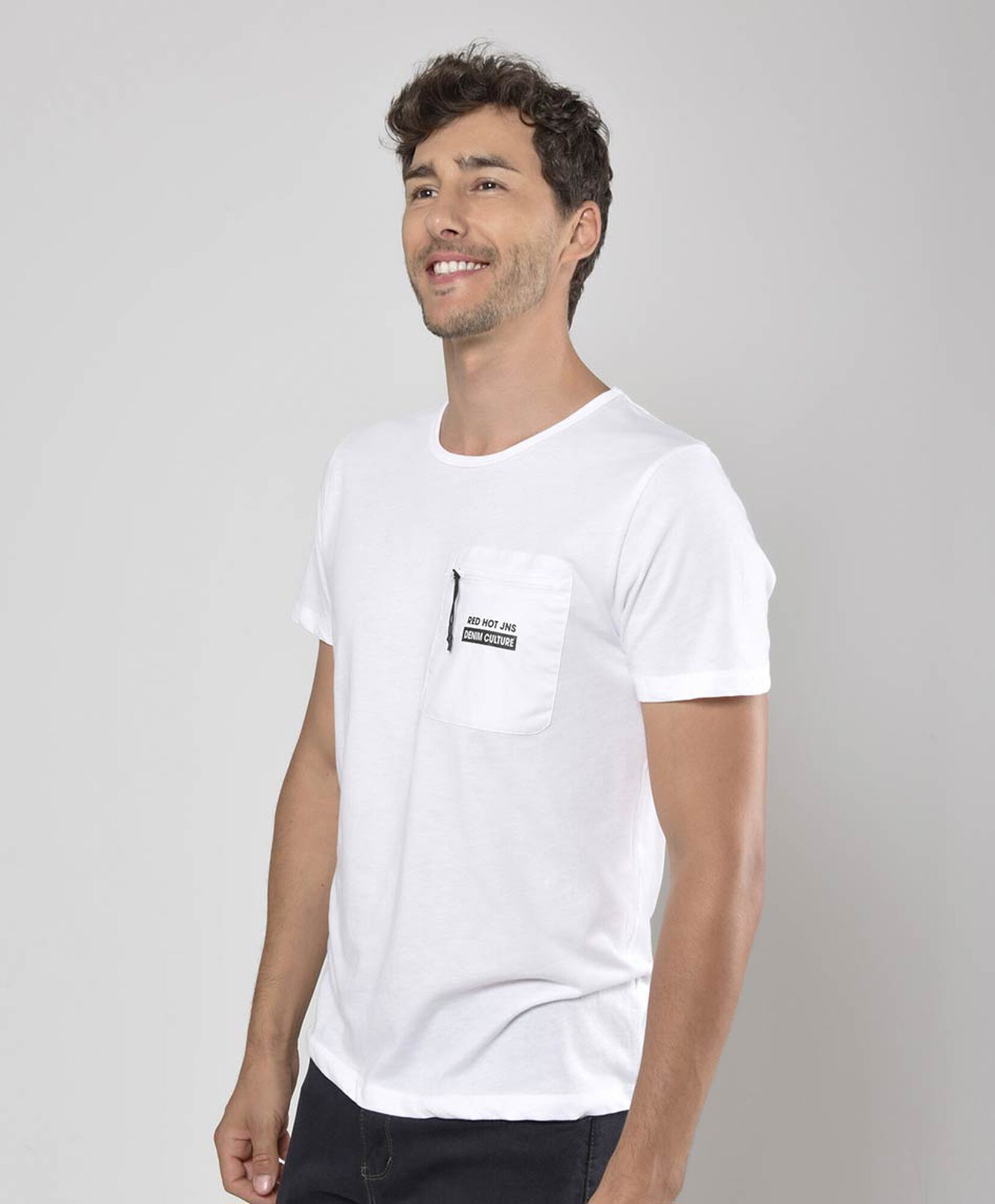 Polera hombre bolsillo con cierre Polera hombre bolsillo con cierre