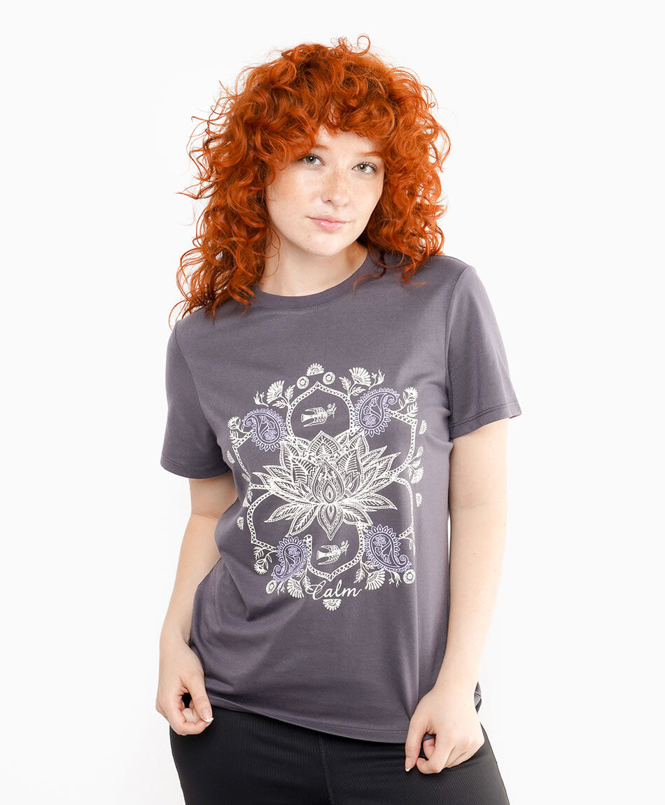 Polera mujer mandala estampada