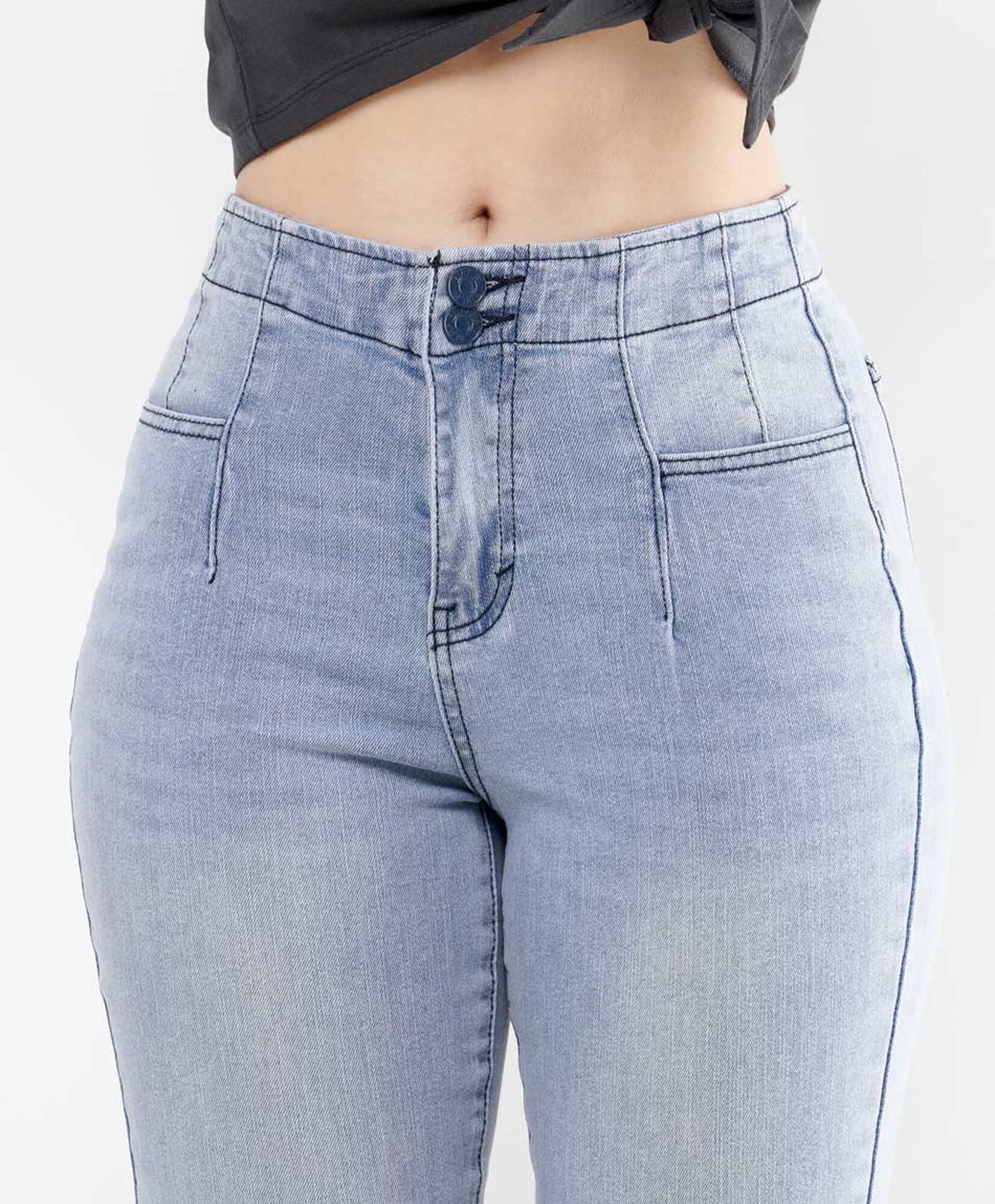 Jeans mujer pinzas delanteras flare Jeans mujer pinzas delanteras flare