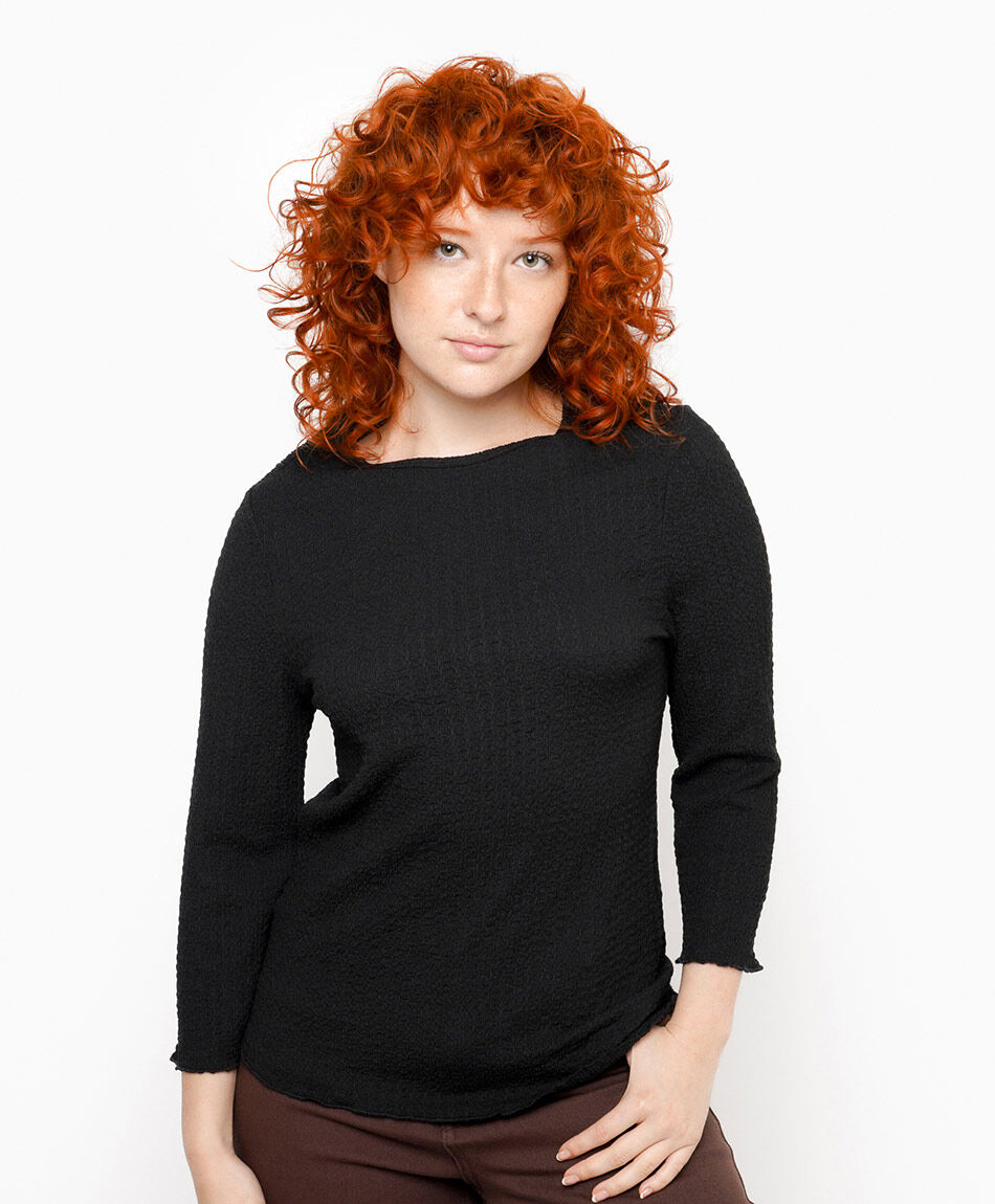 Polera mujer texturizada black