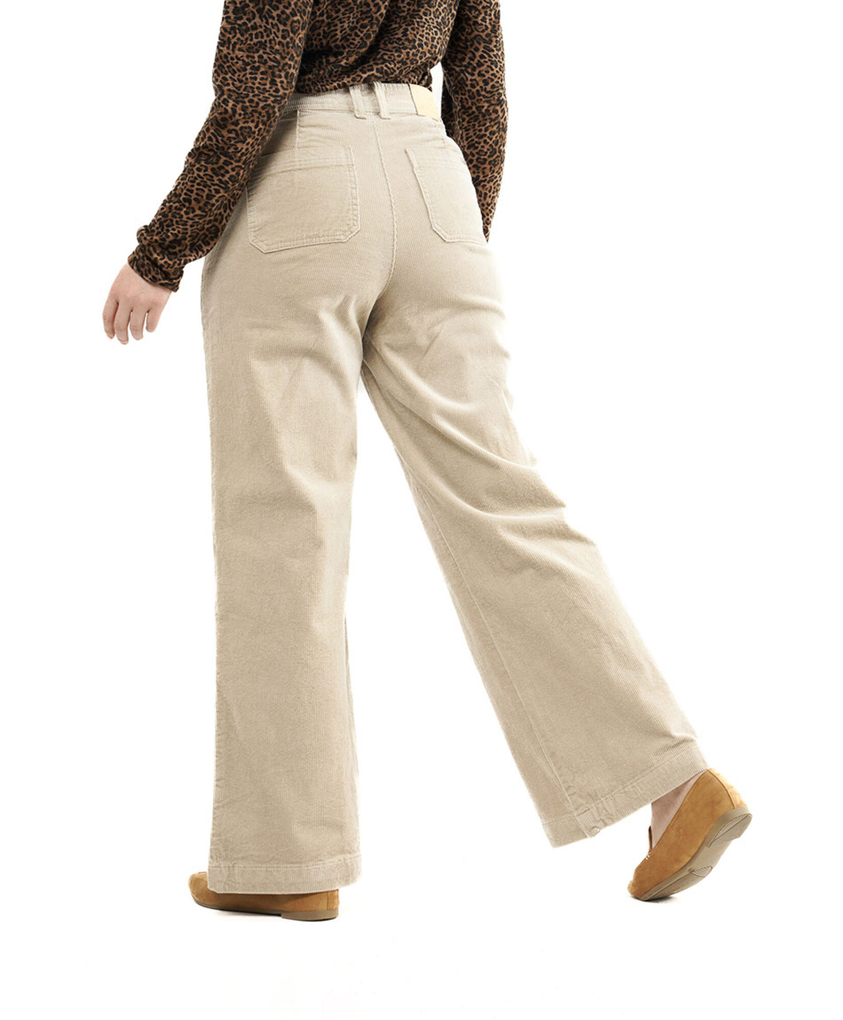 Pantalón mujer corderoy mini bolsillos wide Pantalón mujer corderoy mini bolsillos wide