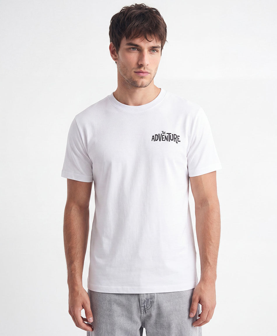 Polera hombre estampado adventure