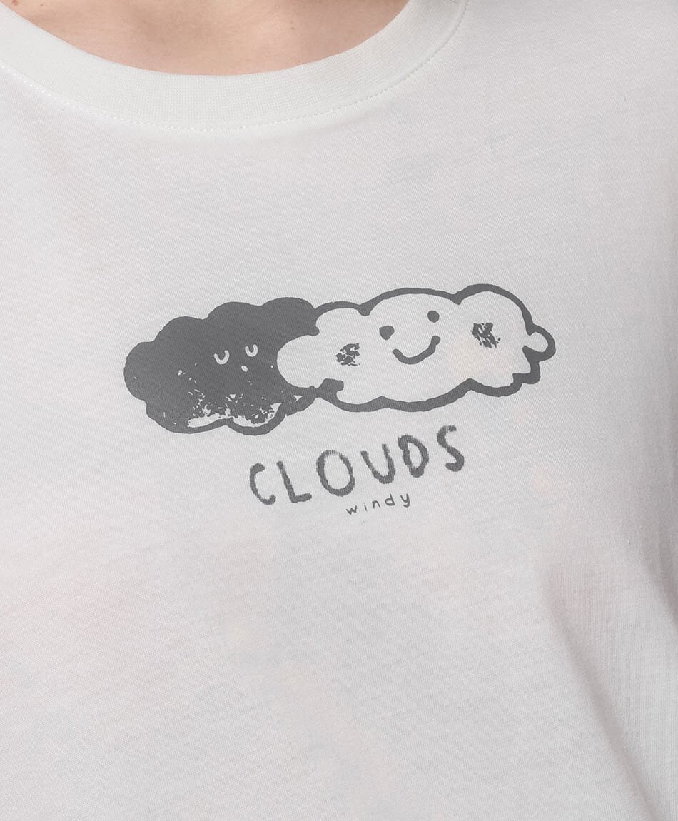 Polera mujer estampado nubes