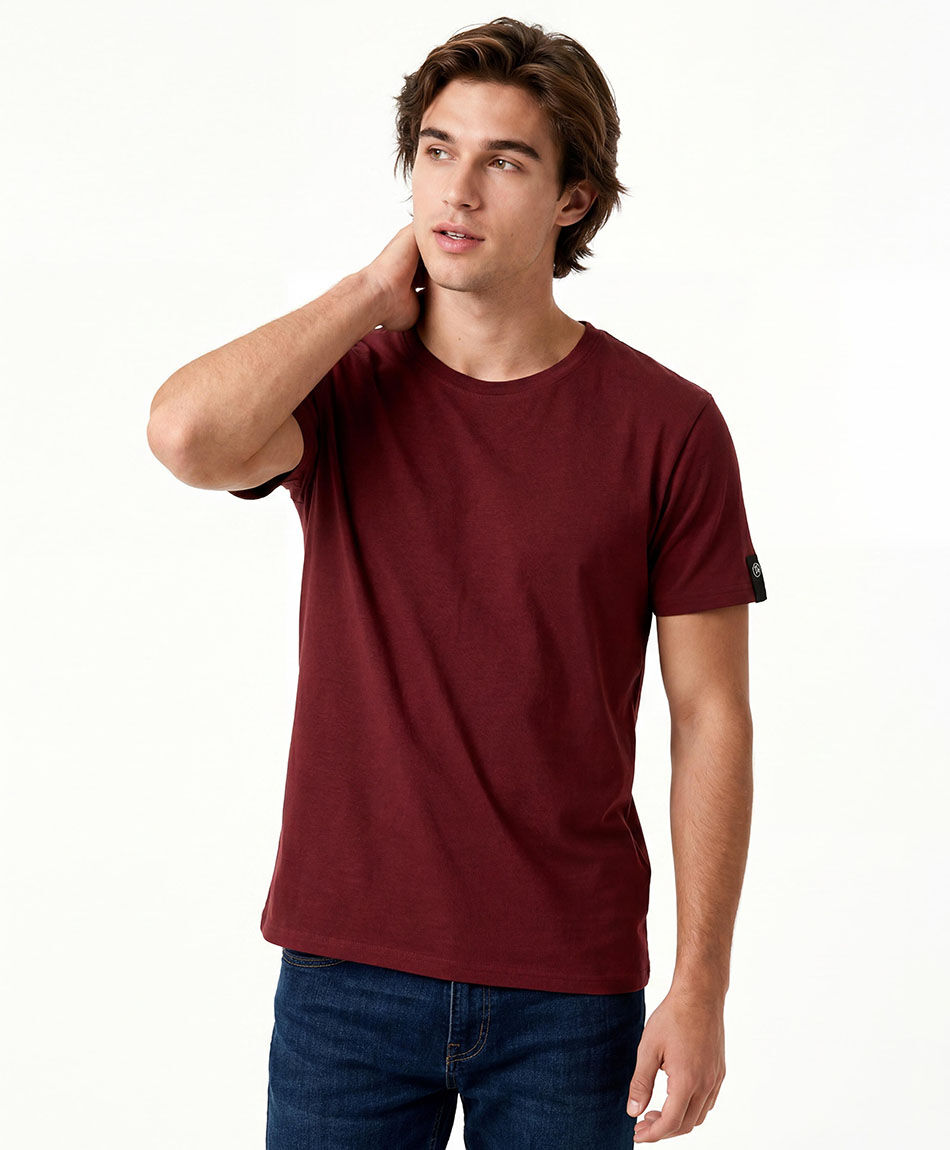 Polera hombre parche manga lisa