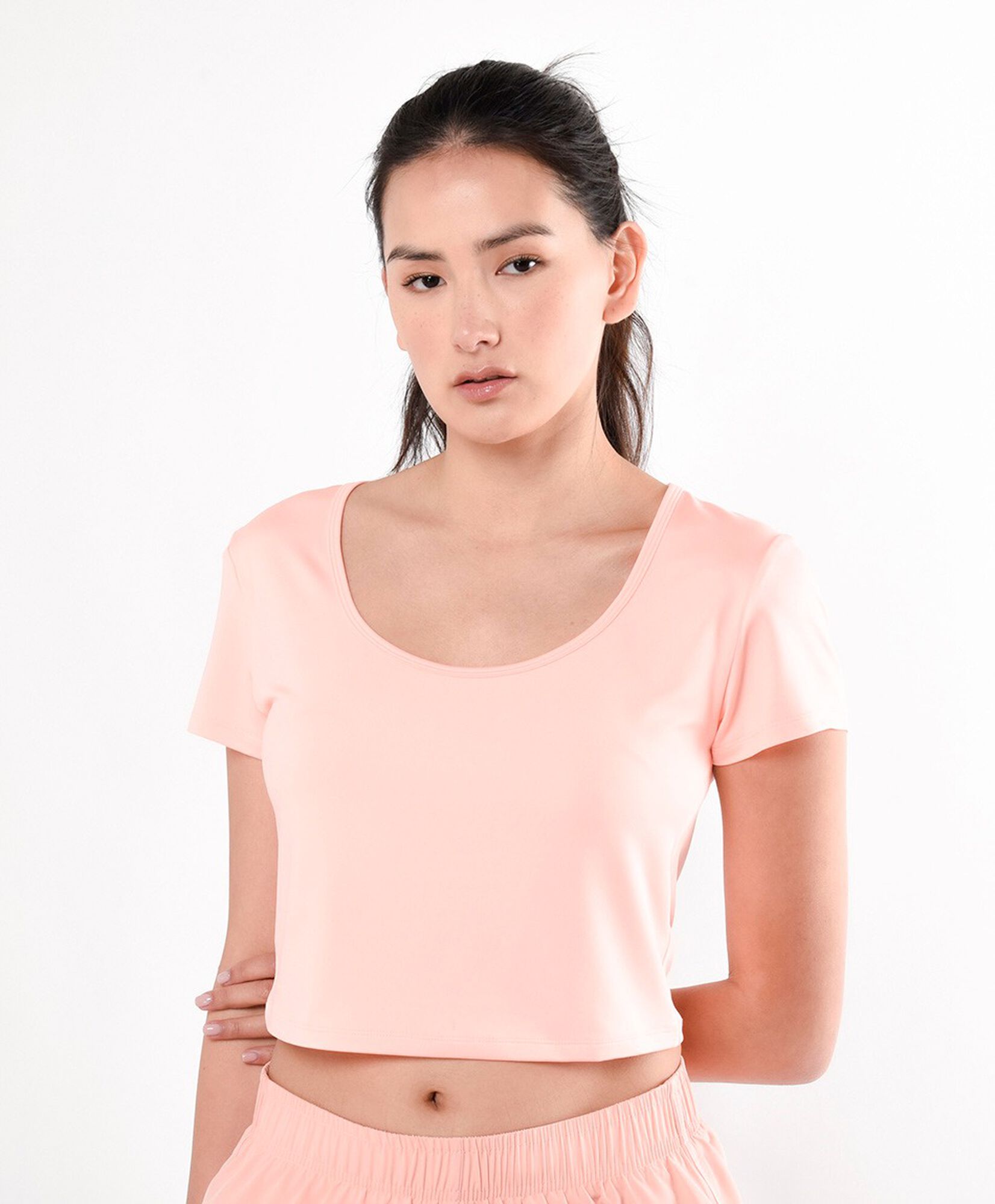 Polera deportiva mujer crop Polera deportiva mujer crop