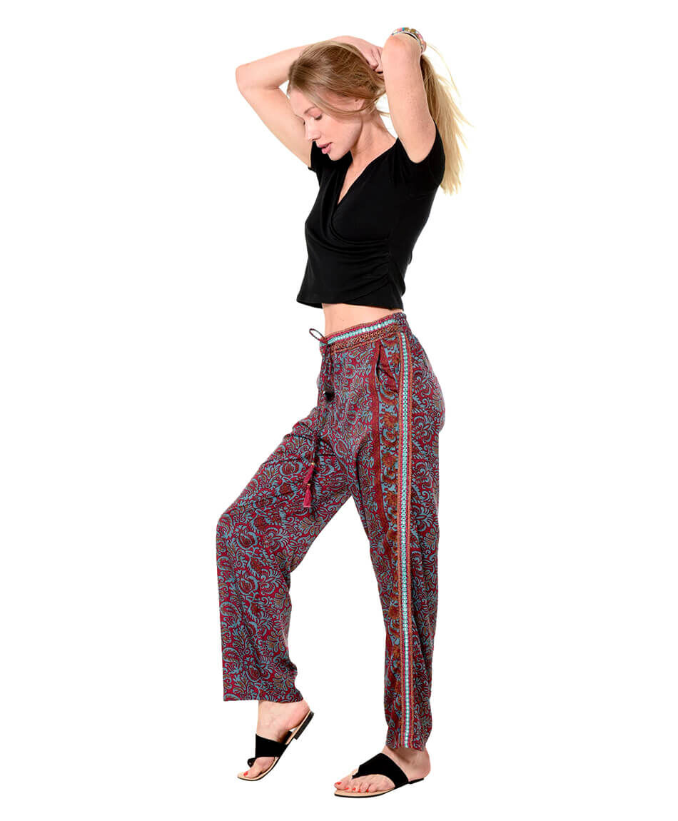 Pantalon bordado