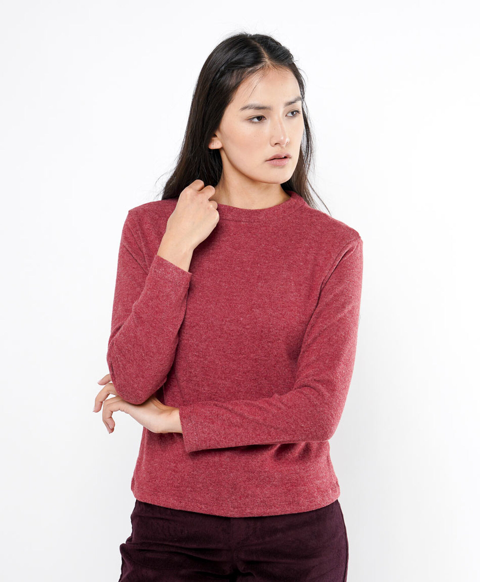 Polera mujer estilo tejida roja Polera mujer estilo tejida roja