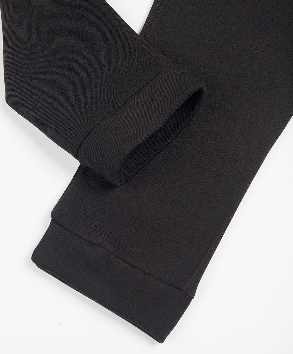 Pantal&oacute;n deportivo hombre negro bolsillos