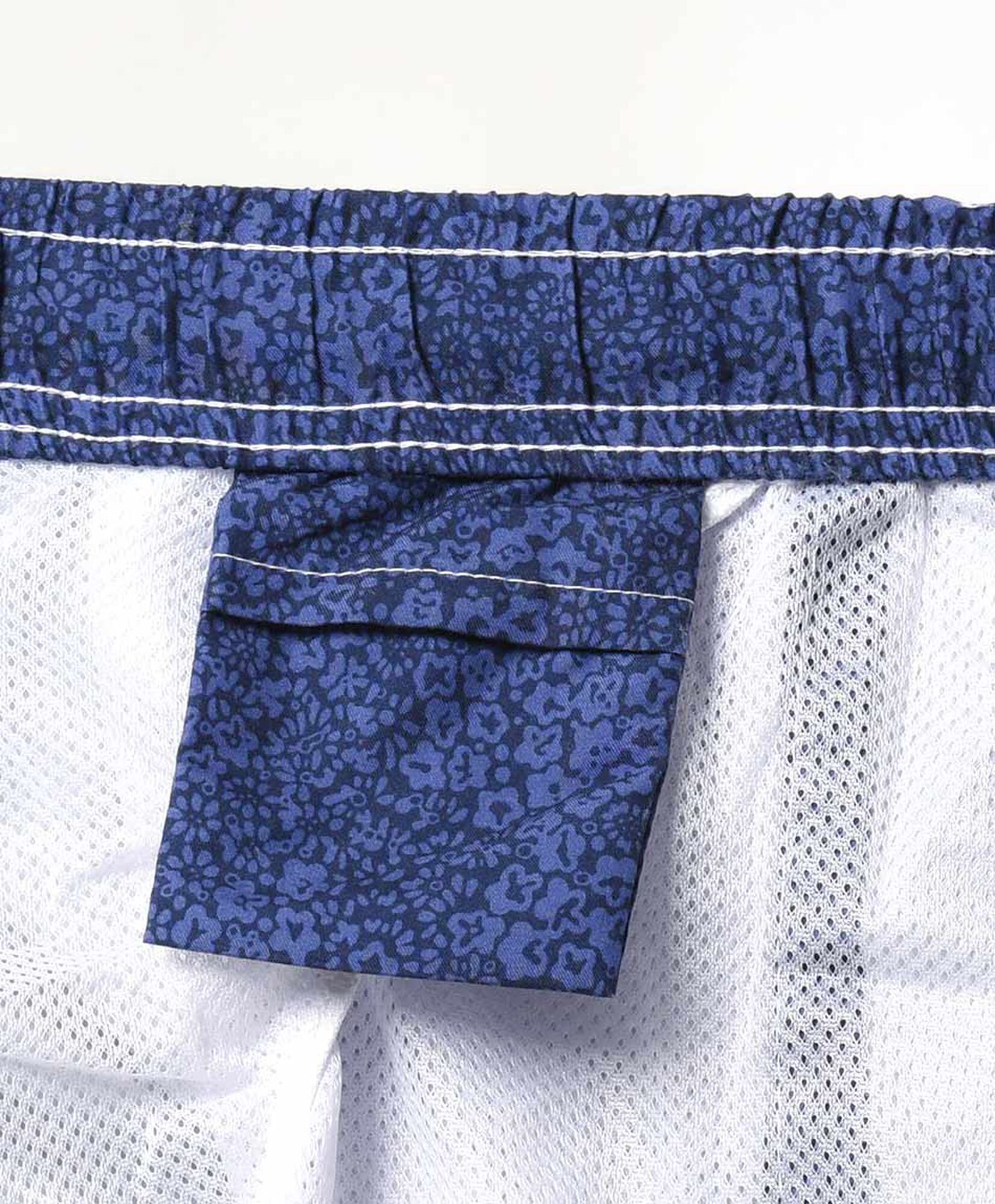 Traje de baño hombre florcitas azul Traje de baño hombre florcitas azul