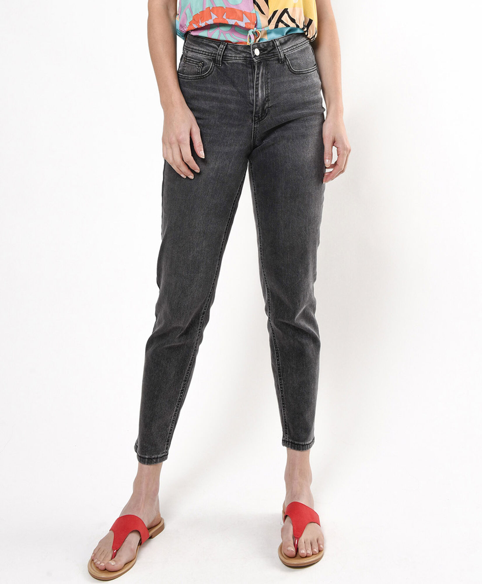 Jeans mujer desgaste frontal slim fit Jeans mujer desgaste frontal slim fit