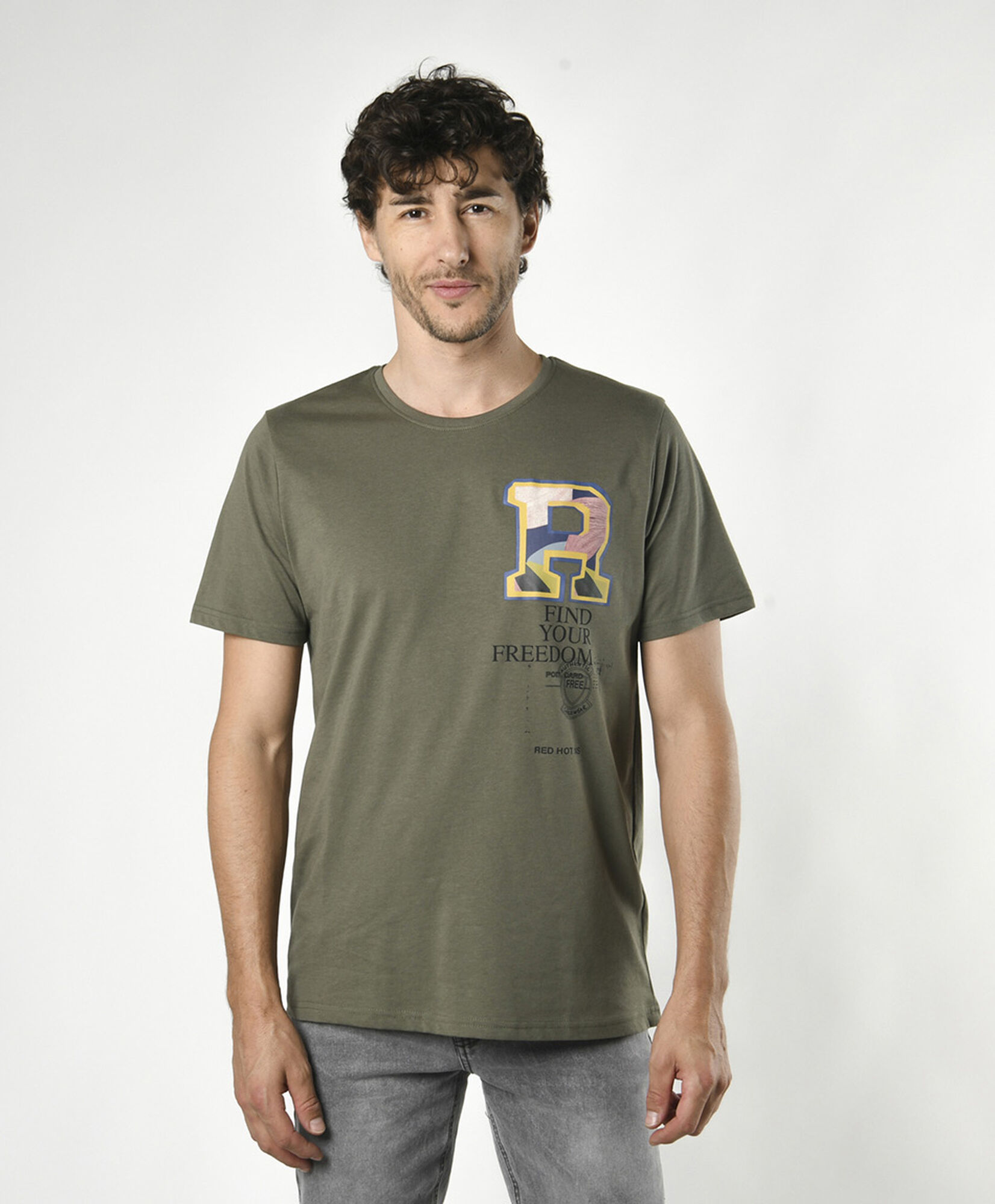 Polera hombre estampado frontal Polera hombre estampado frontal