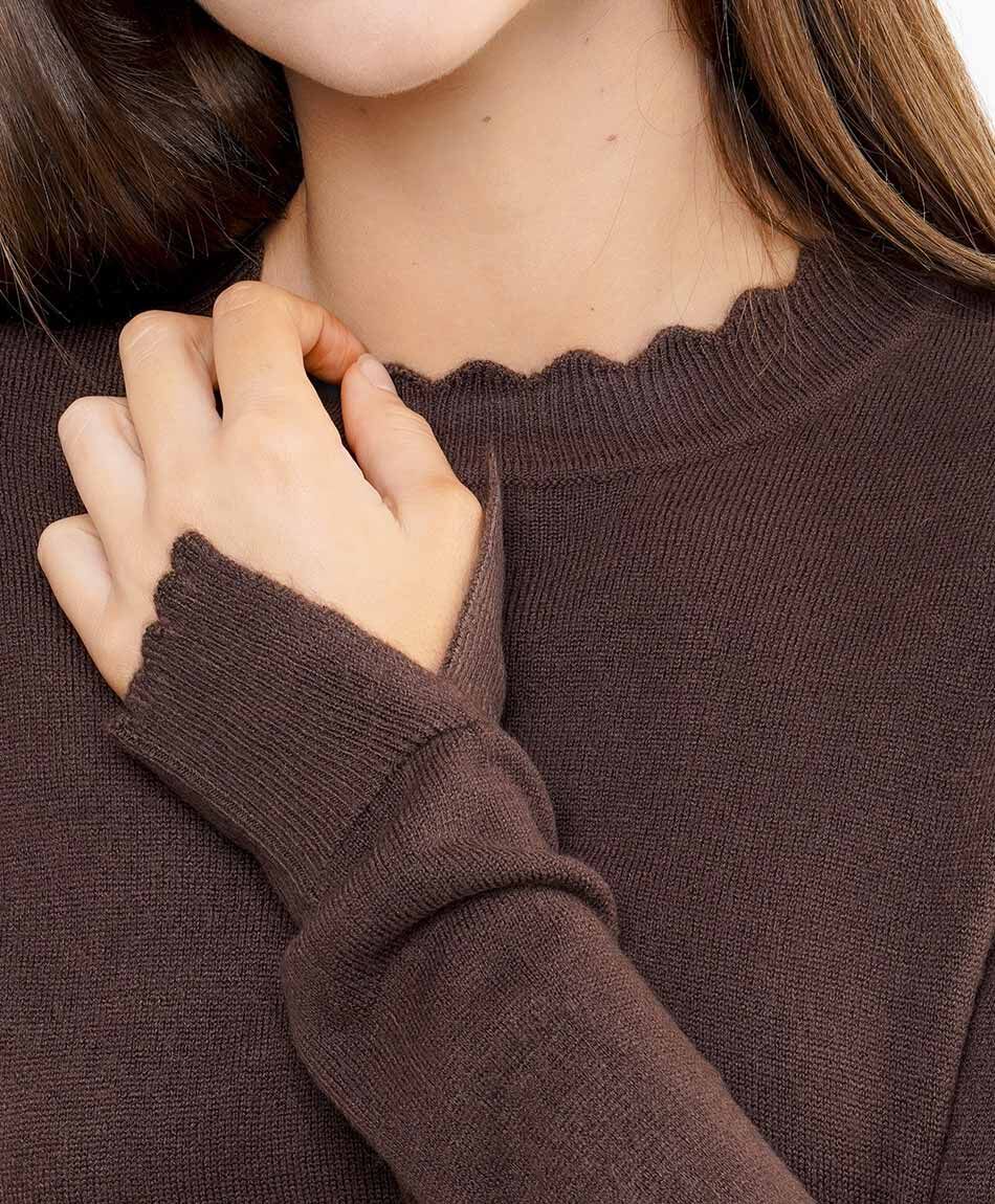 Sweater mujer cuello bordado brown