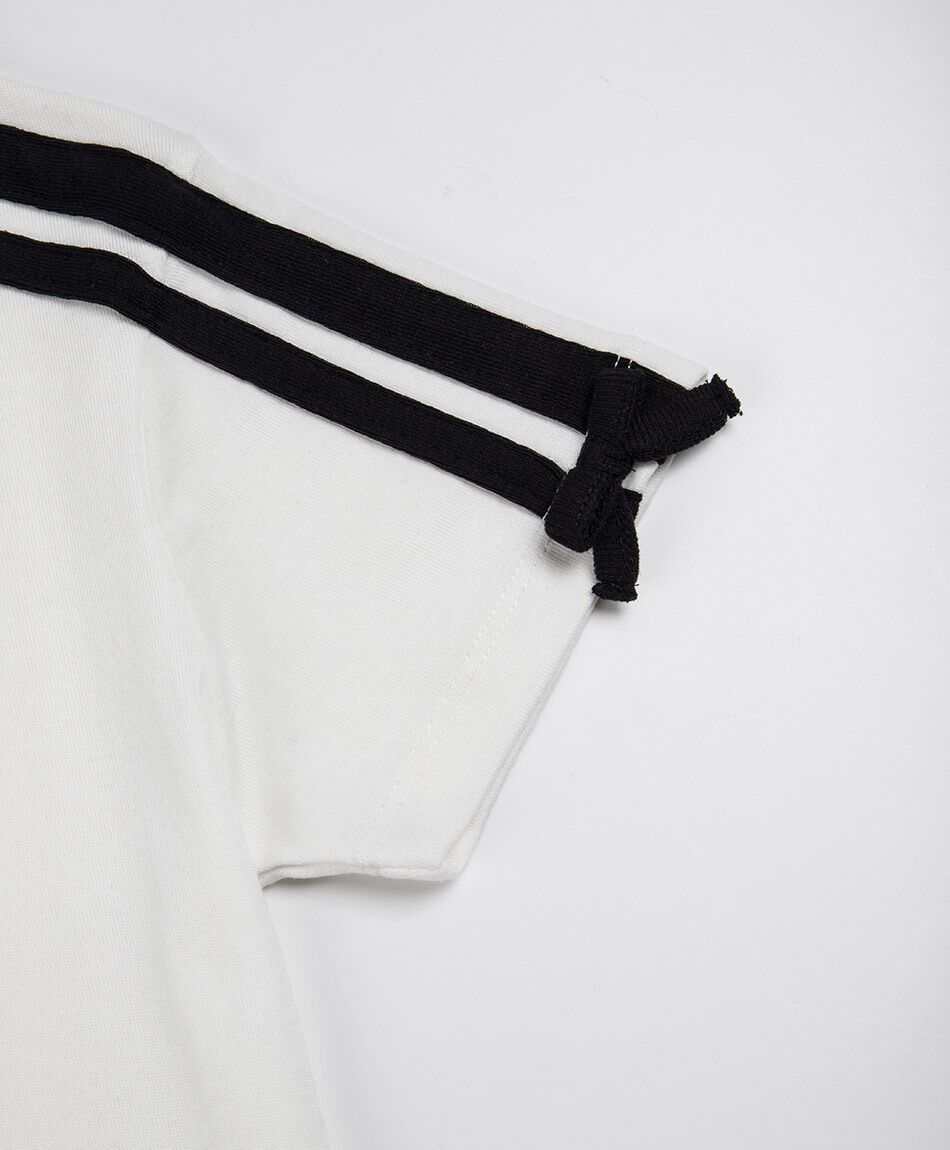 Polera ni&ntilde;a doble l&iacute;nea