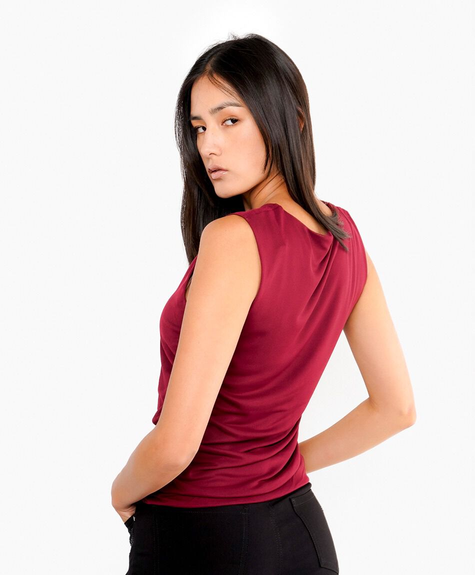 Polera mujer top sin mangas berry