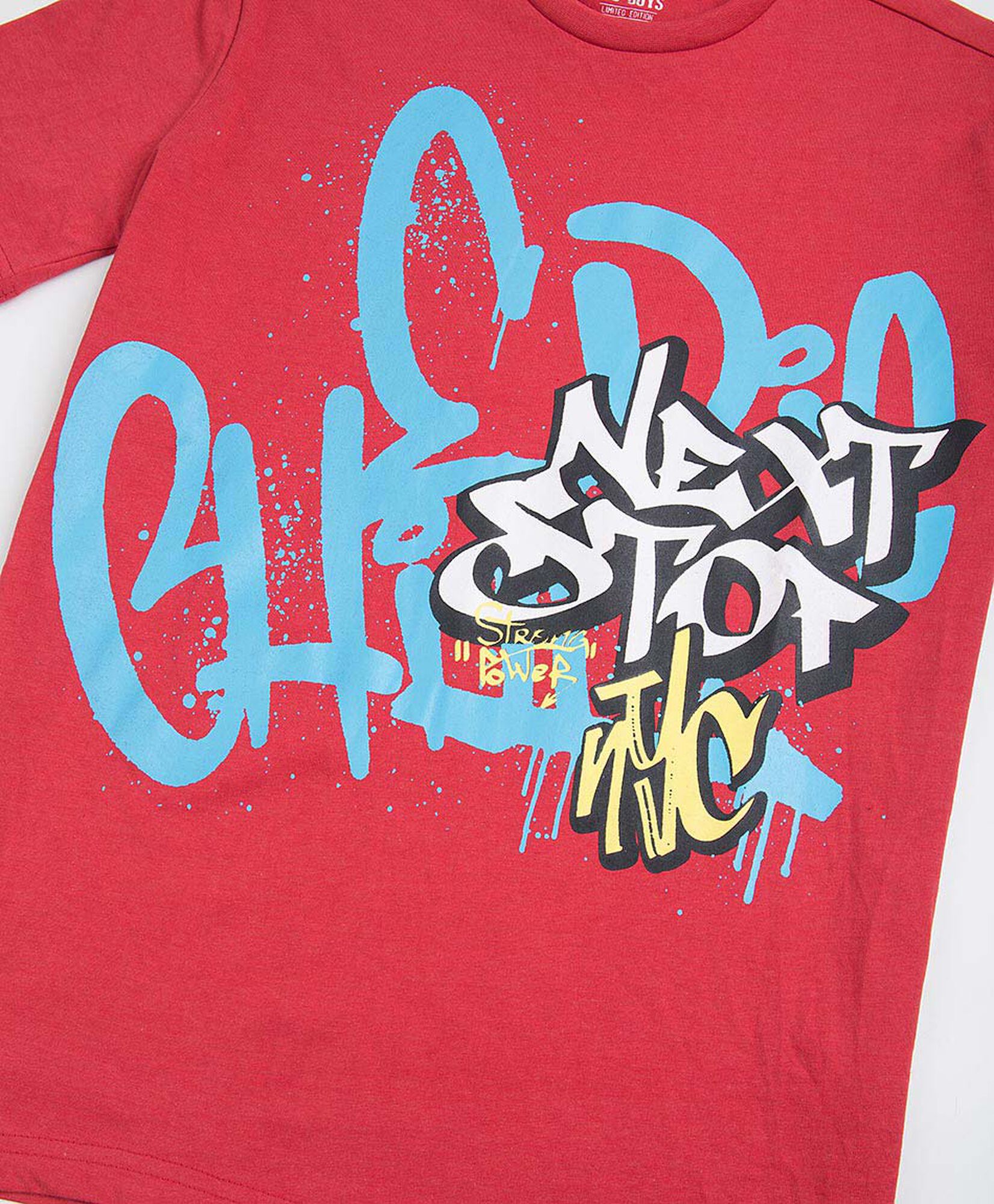 Polera niño graffiti roja Polera niño graffiti roja
