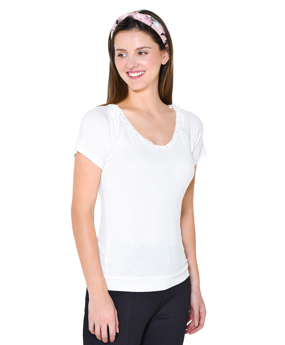 Polera cuello strass