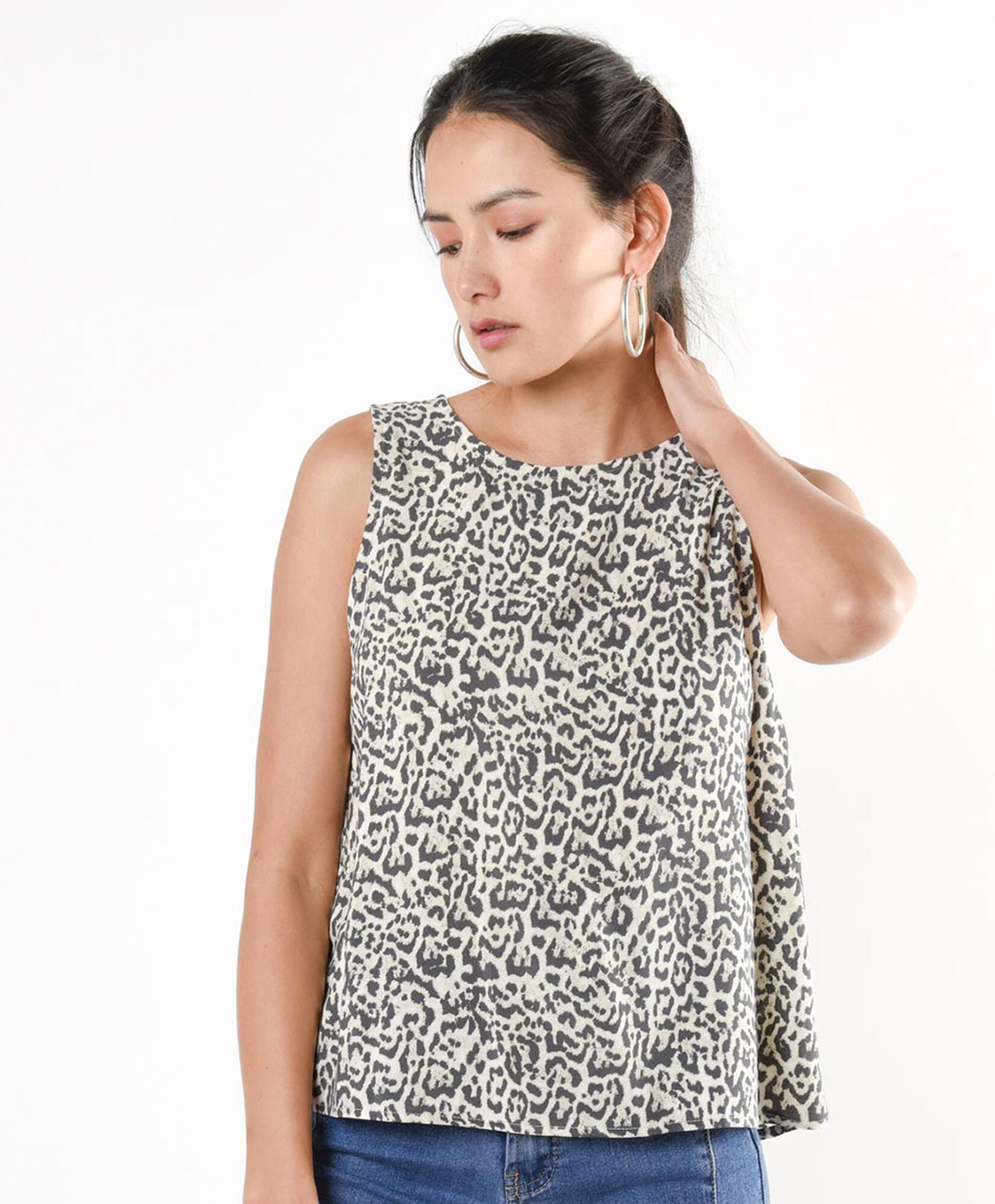 Blusa mujer animal print sin mangas Blusa mujer animal print sin mangas