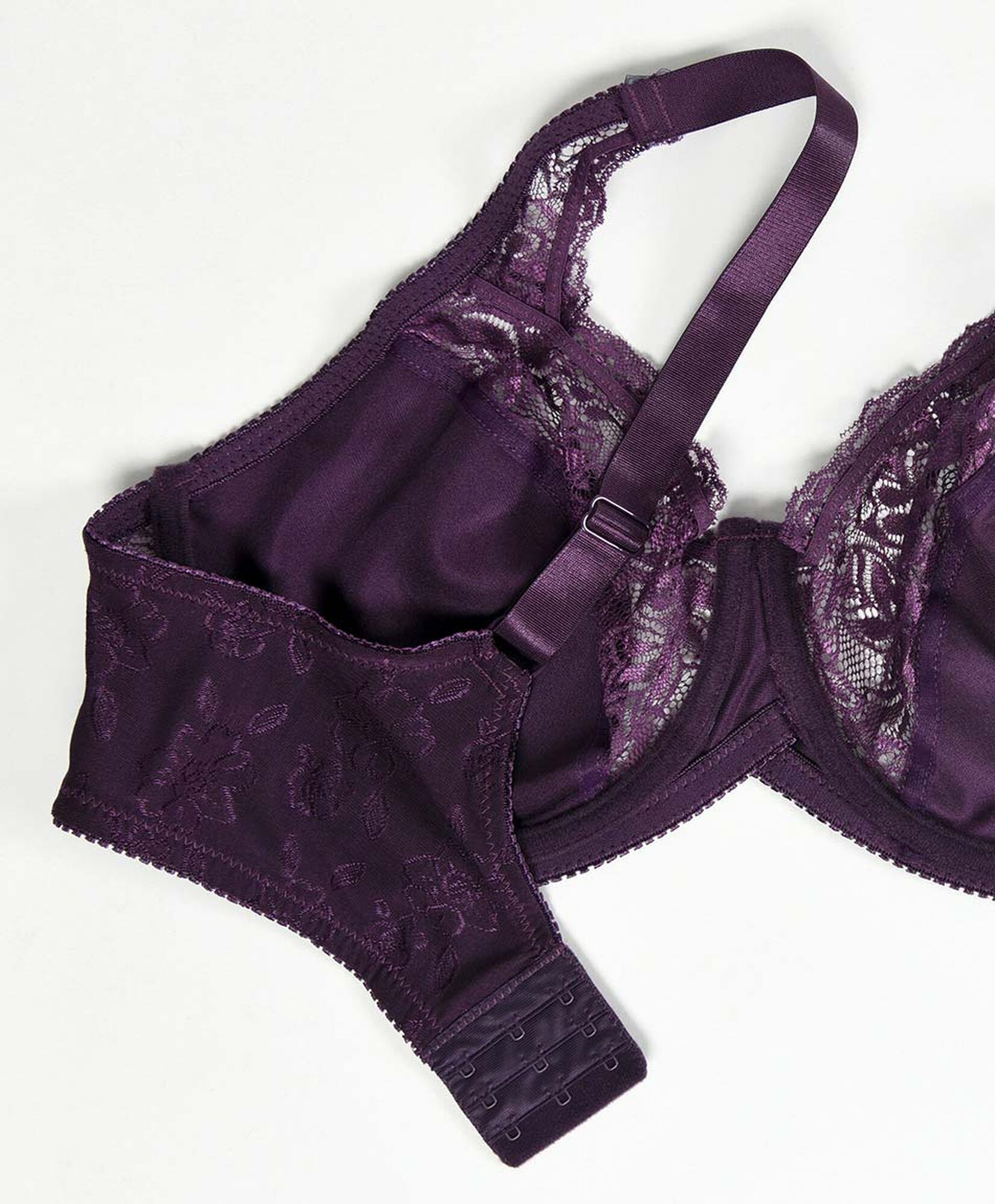 Sostén mujer encajes clásico Sostén mujer encajes clásico