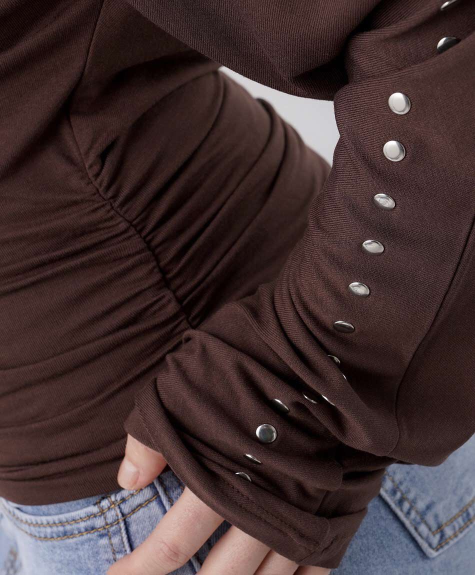 Polera mujer tachas