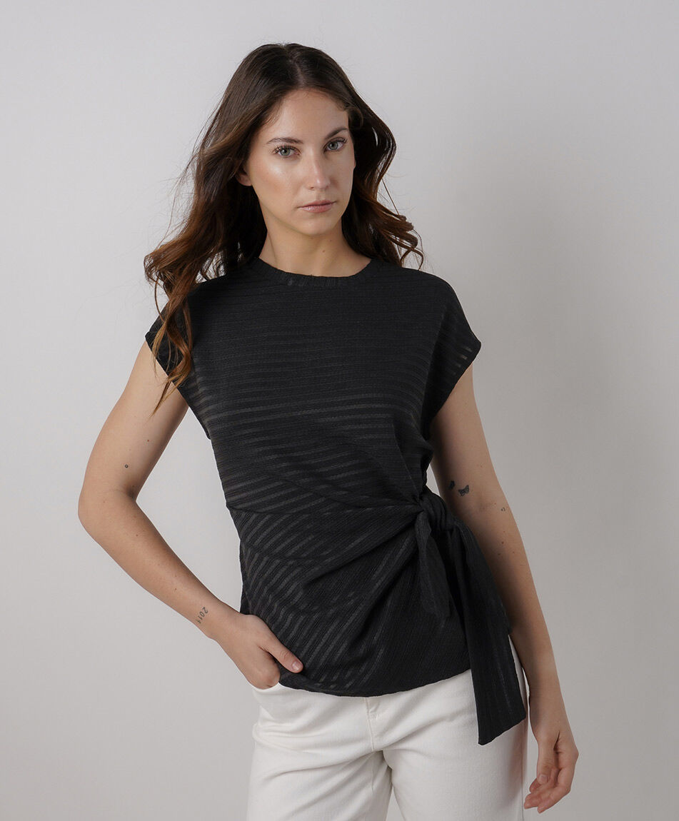 Polera mujer jacquard nudo