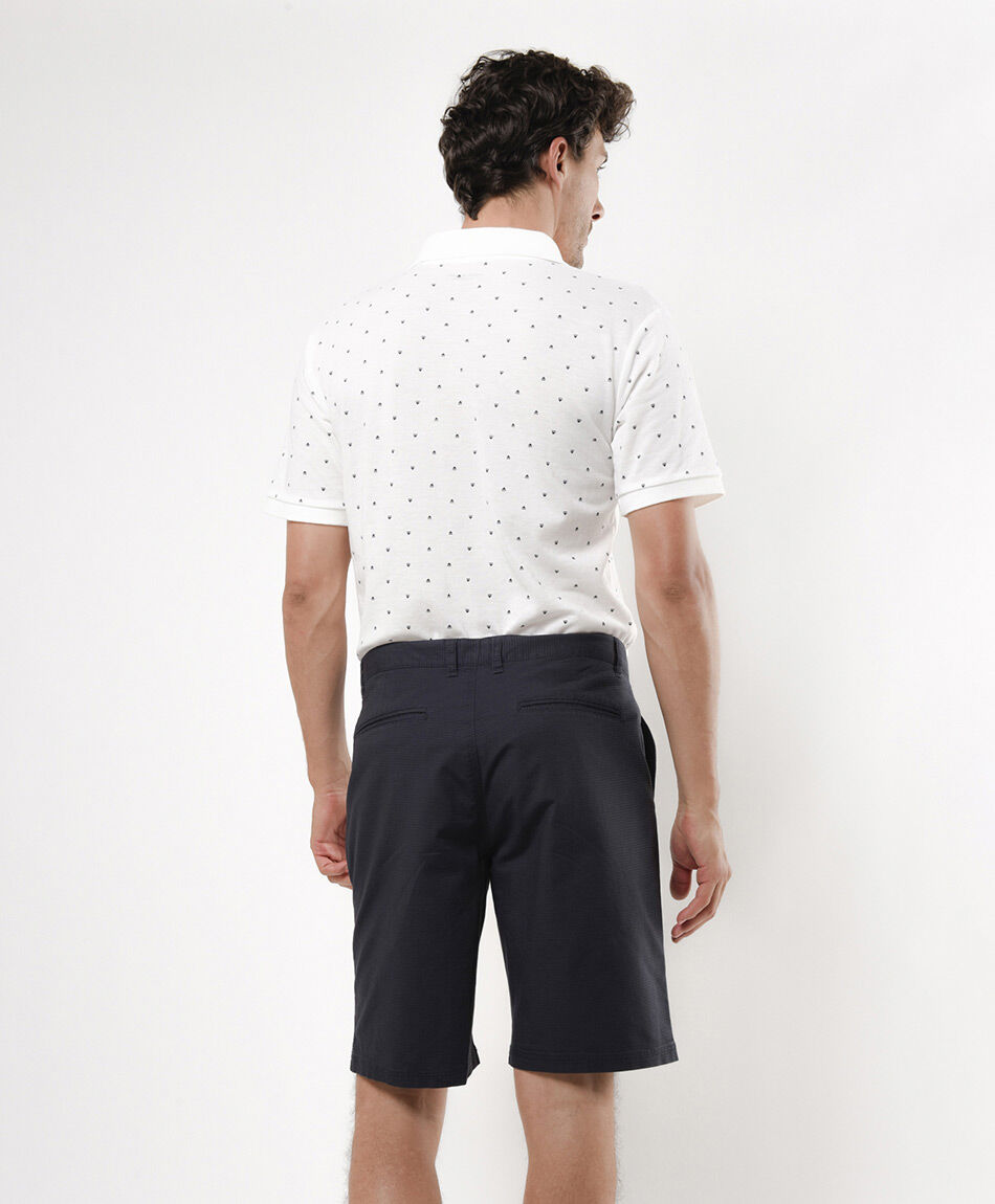 Bermuda hombre lisa negra