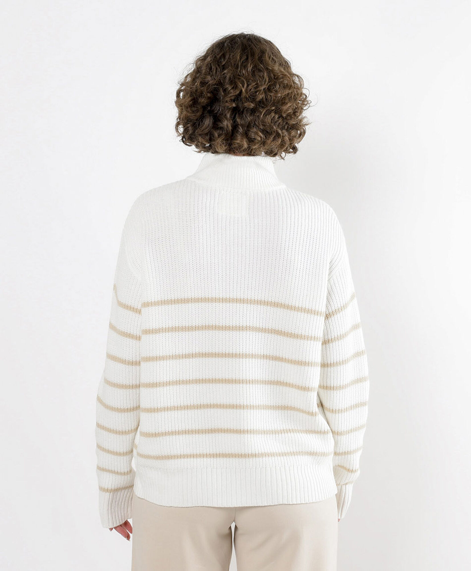 Sweater mujer líneas cierre medio Sweater mujer líneas cierre medio