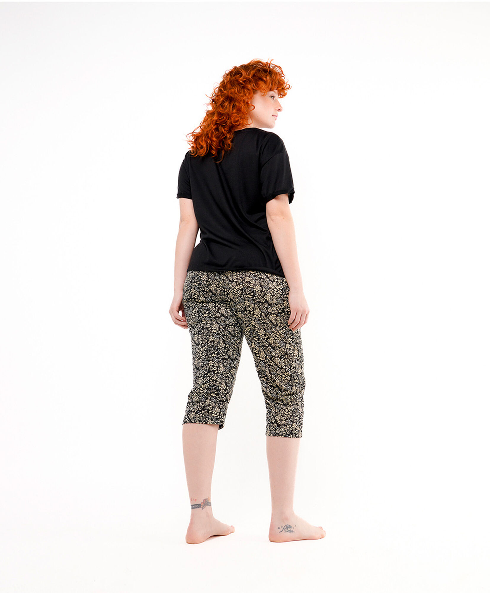 Pijama mujer capri golden flor Pijama mujer capri golden flor